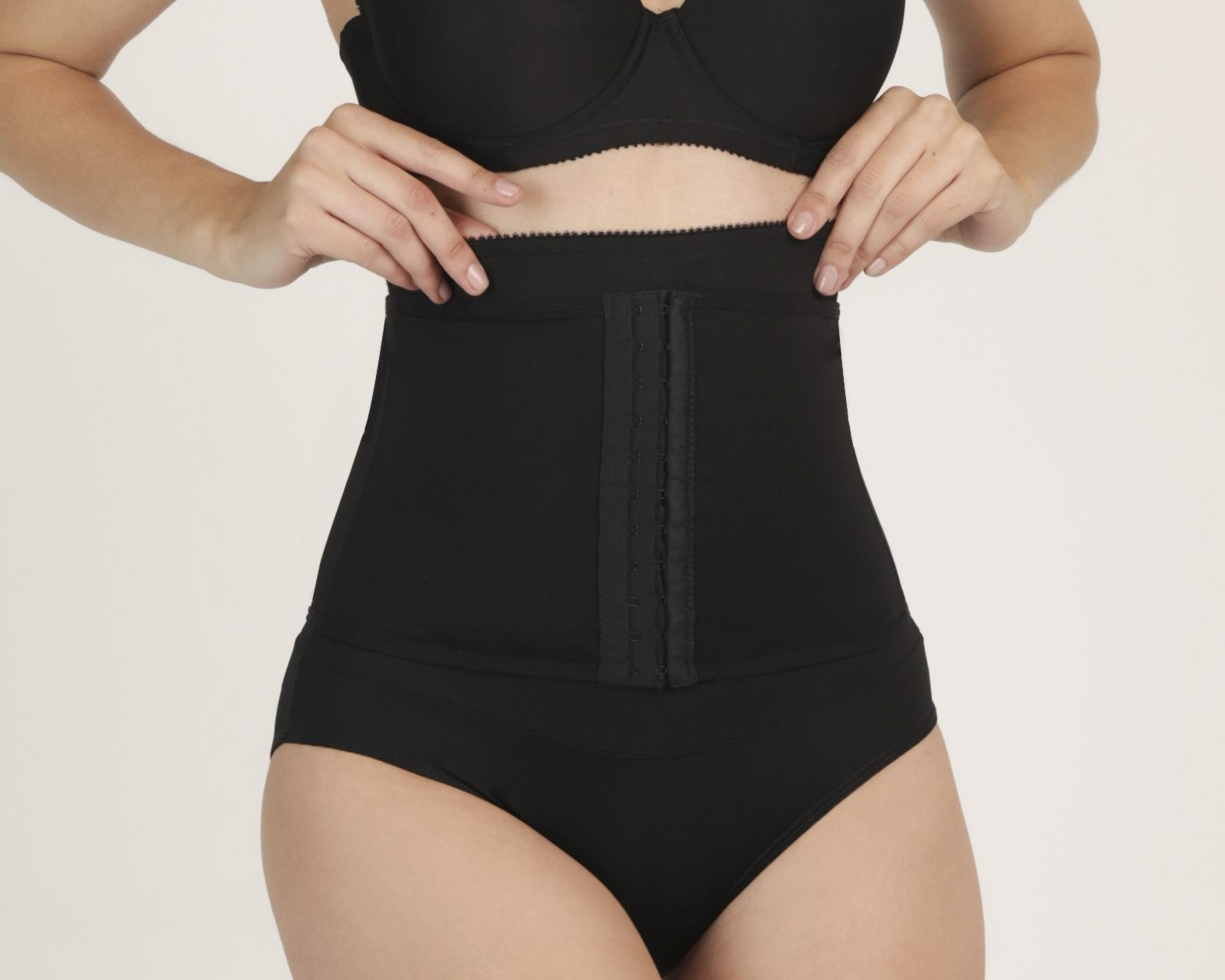 Faja tipo Panti Bras Jade para Mujer 2 Piezas $299