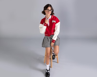 Foto 1 | Chamarra Roja Strona para Mujer