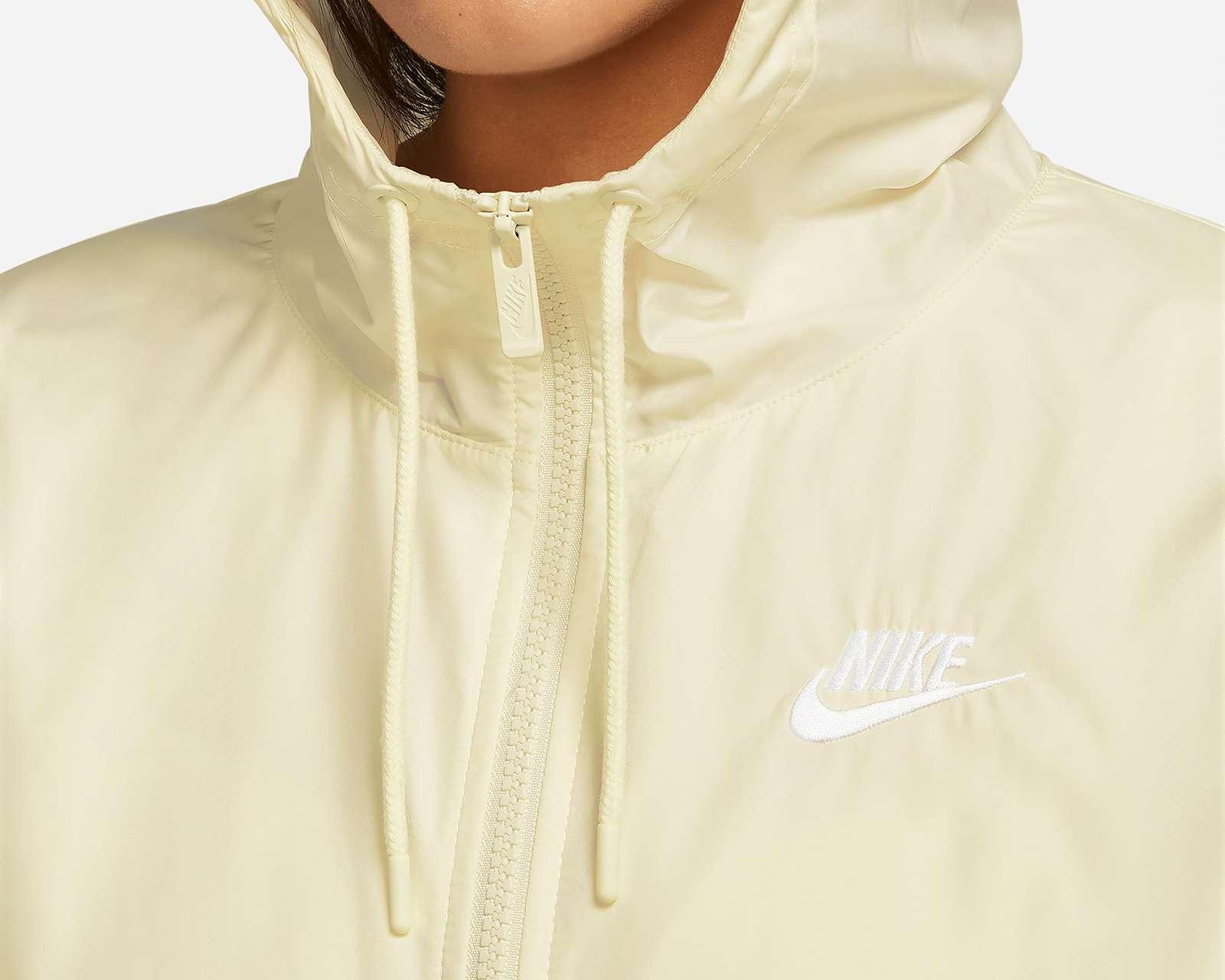 Foto 3 | Chamarra de Entrenamiento Nike Impermeable para Mujer