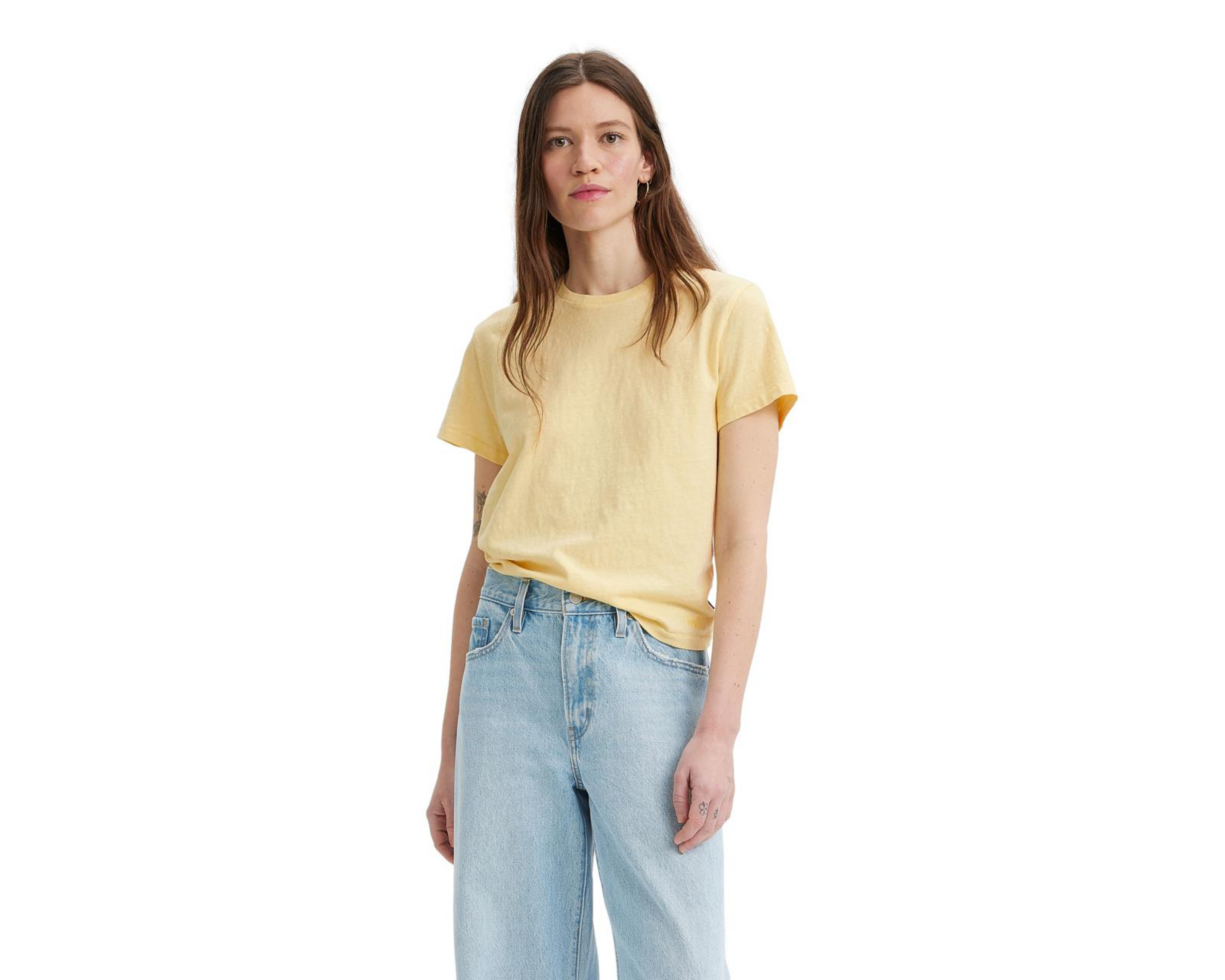 Foto 2 pulgar | Playera Levi's Amarilla para Mujer