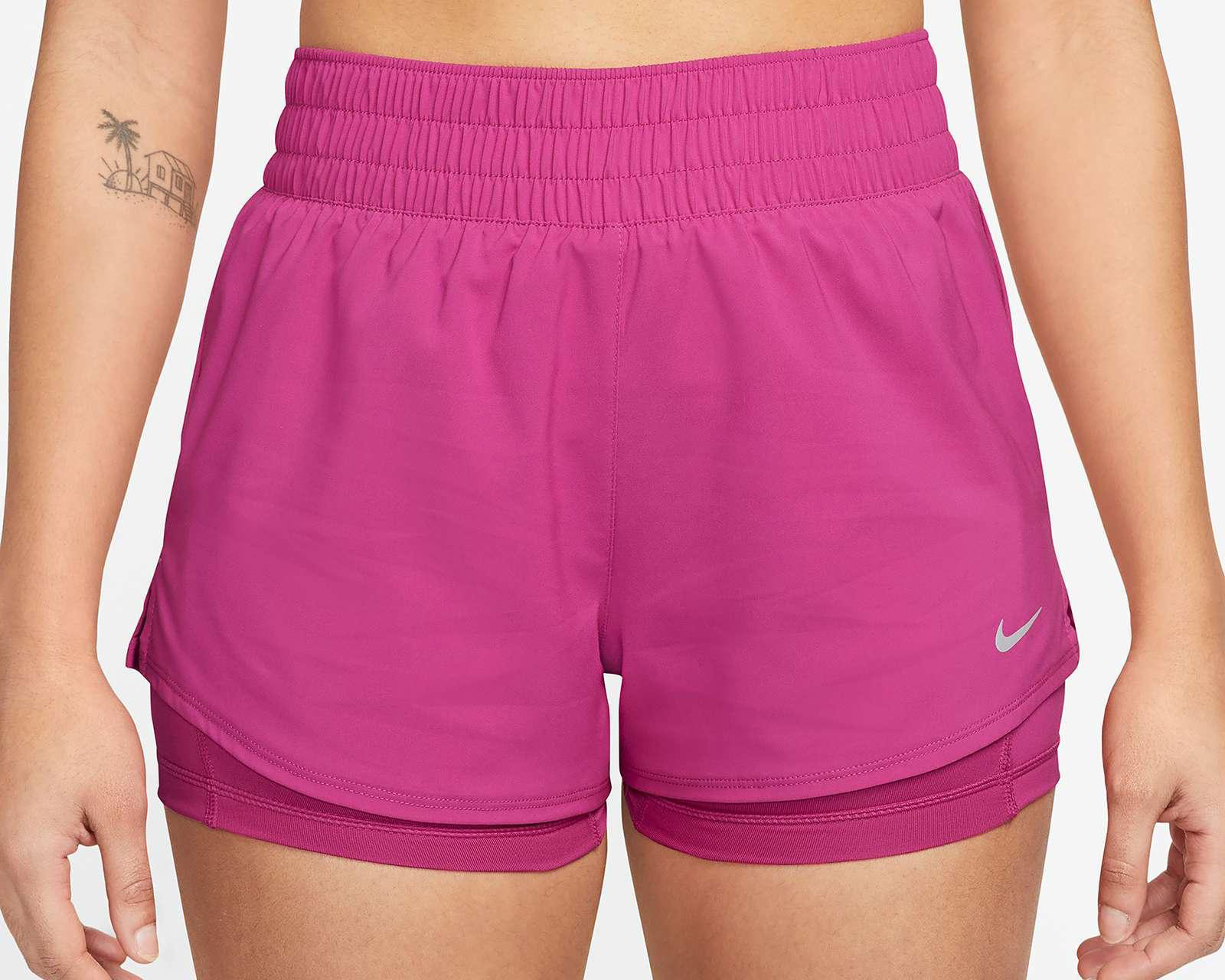 Foto 2 pulgar | Short de Entrenamieno Nike para Mujer