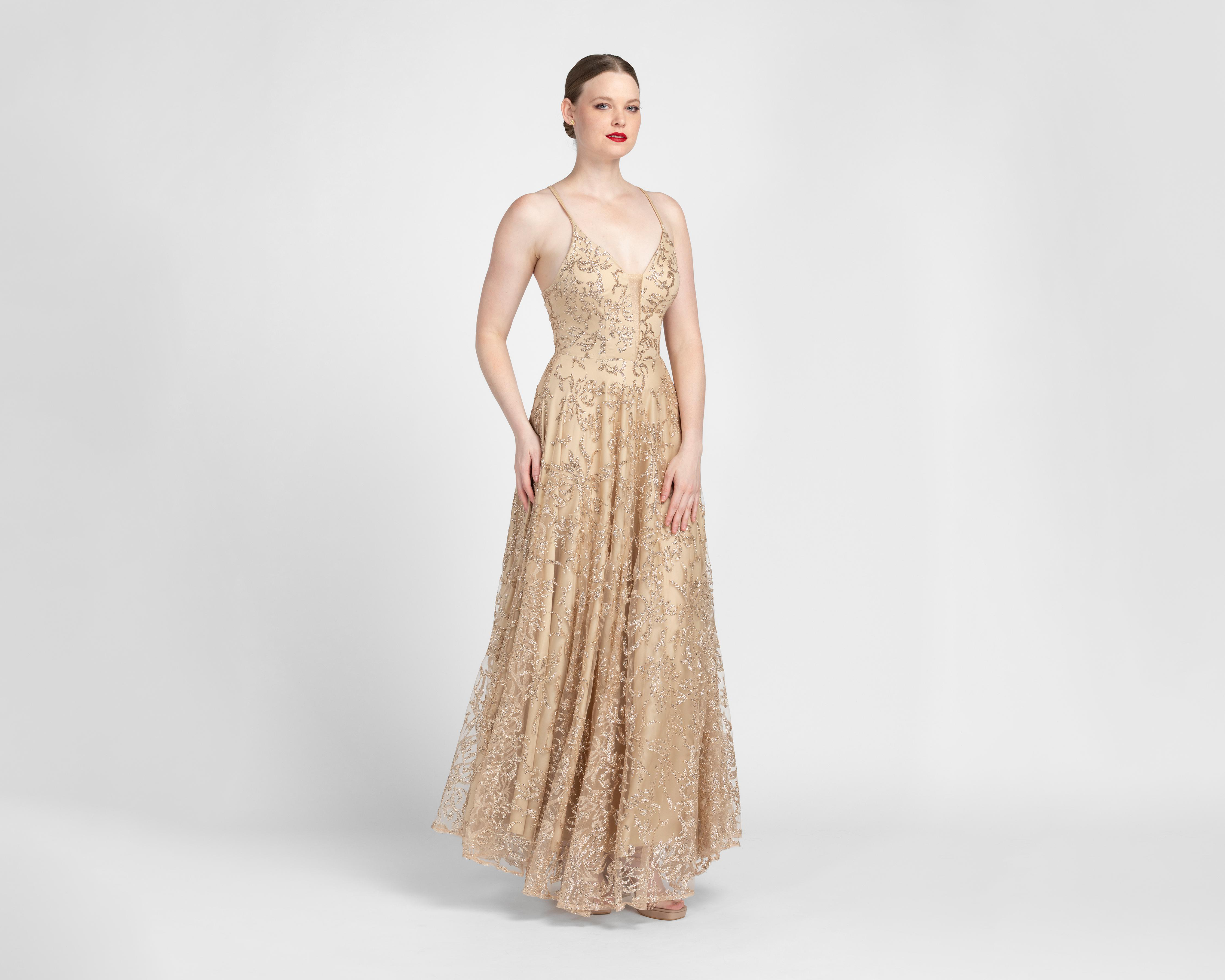 Foto 2 pulgar | Vestido de Noche Sienteme Dorado con Brillo Largo para Mujer