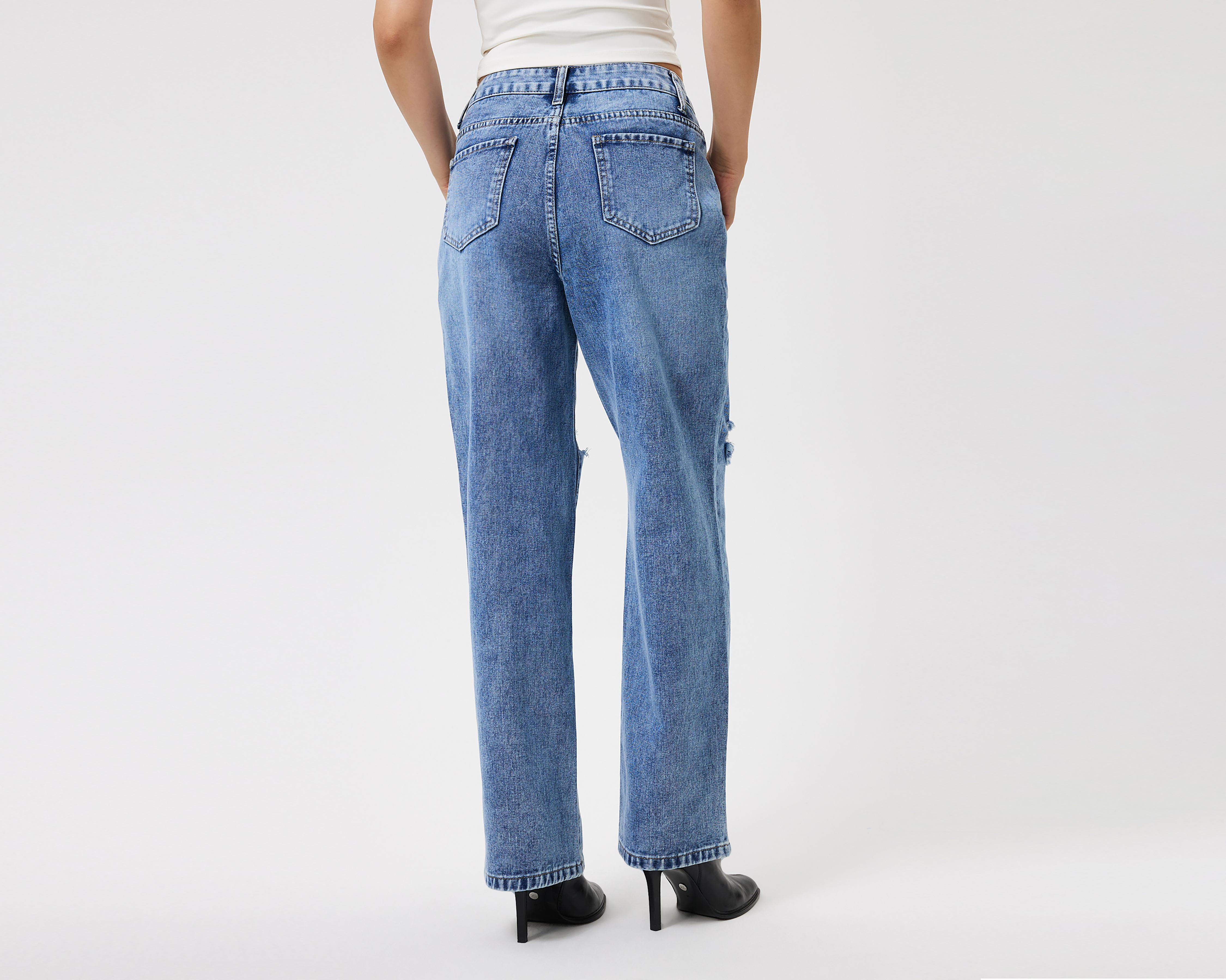 Foto 4 pulgar | Jeans Flare Savana para Mujer