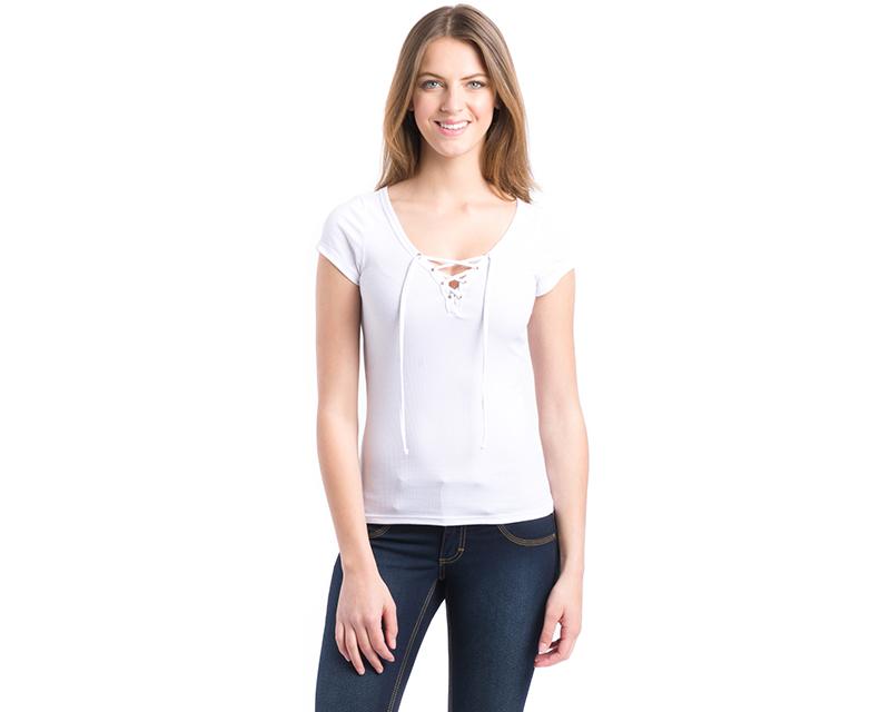 blusa blanca corta