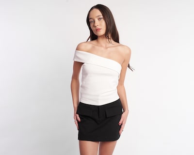 Foto 1 | Blusa Thinner Escote Bardot con una Manga