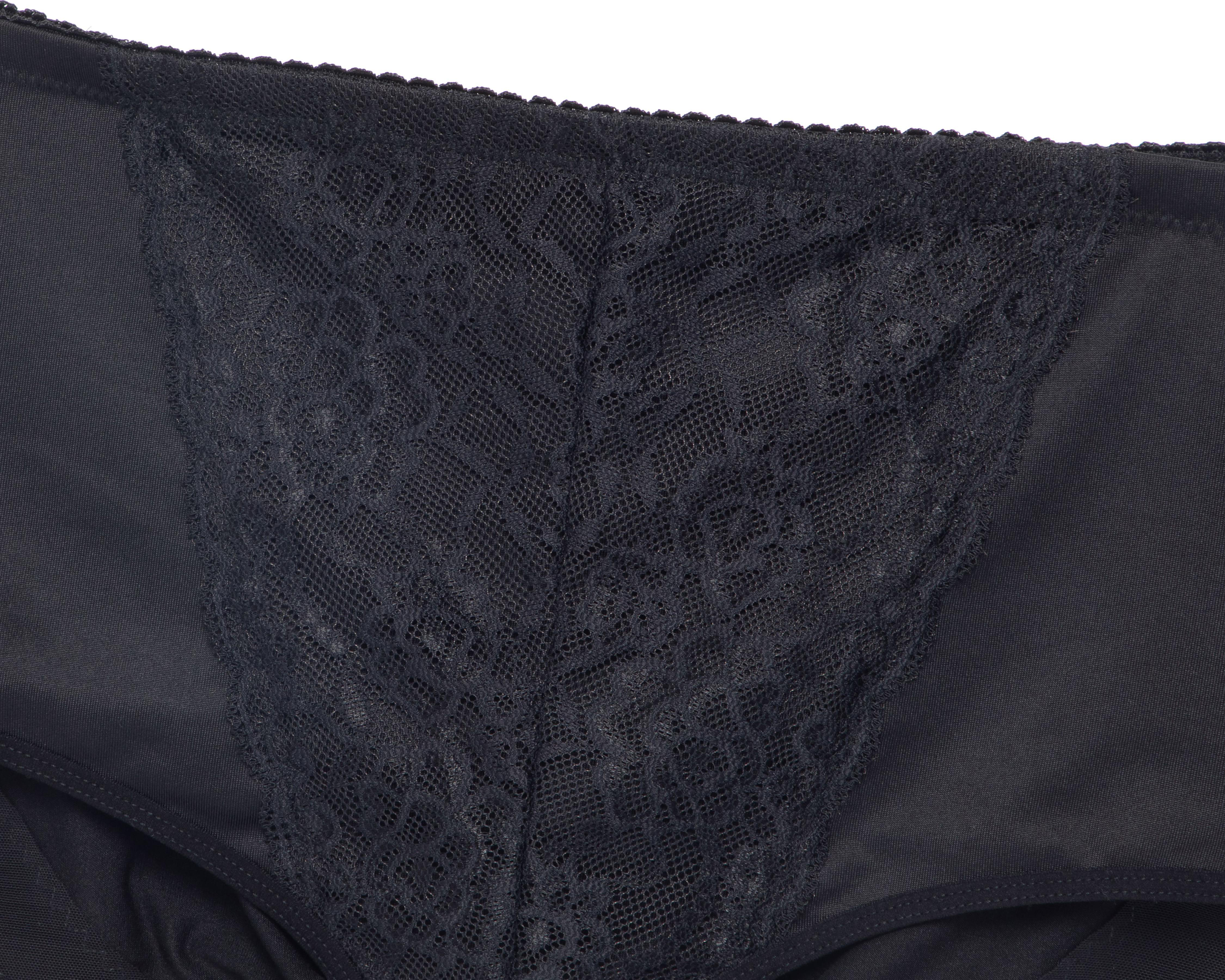 Foto 4 pulgar | Pantaleta con Control Negra Shape & Care Mediana Compresión para Mujer