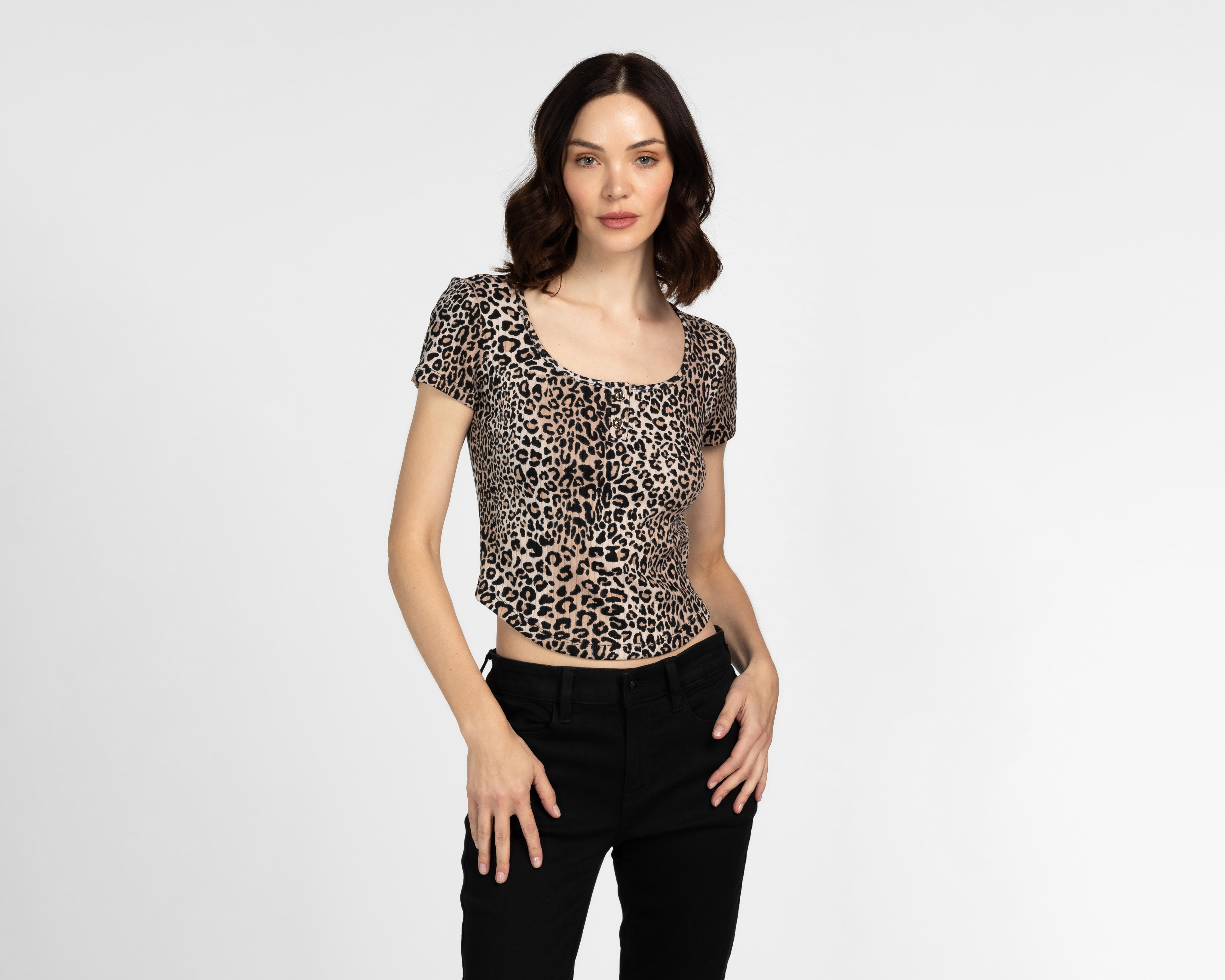 Foto 2 pulgar | Blusa Bebe Manga Corta para Mujer