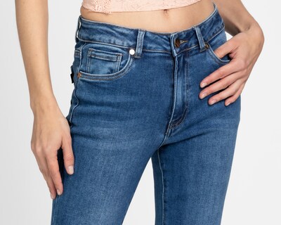 Foto 4 | Jeans Flare Jennifer Lopez para Mujer