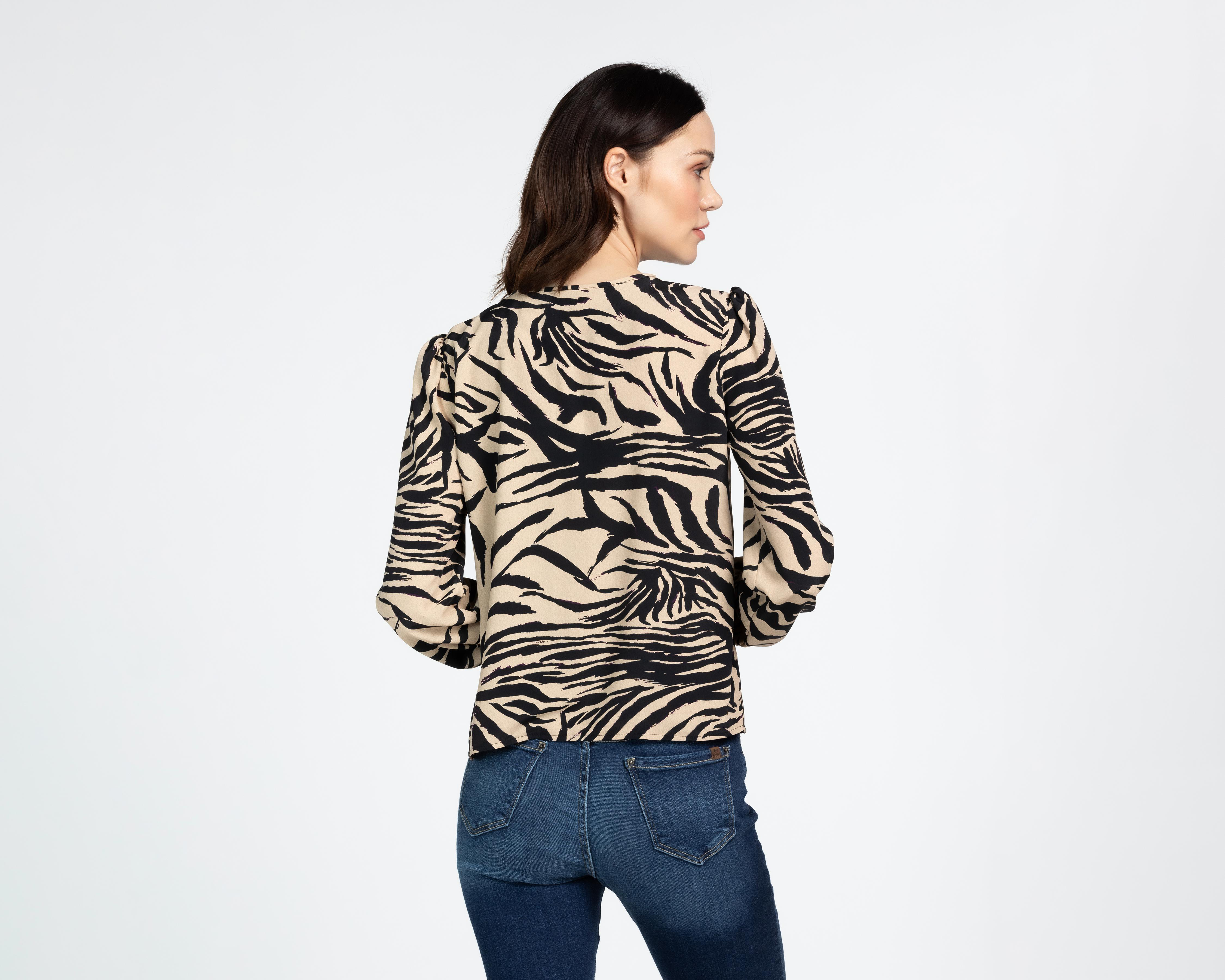 Foto 4 pulgar | Blusa Sahara Animal Print para Mujer