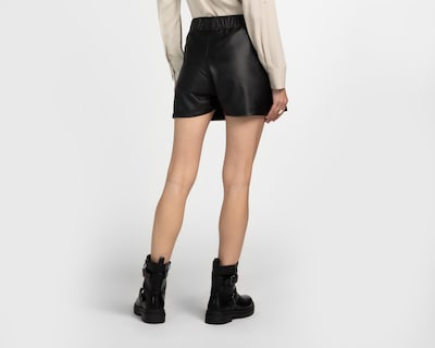 Foto 3 | Short Falda Boy London Tipo Cuero