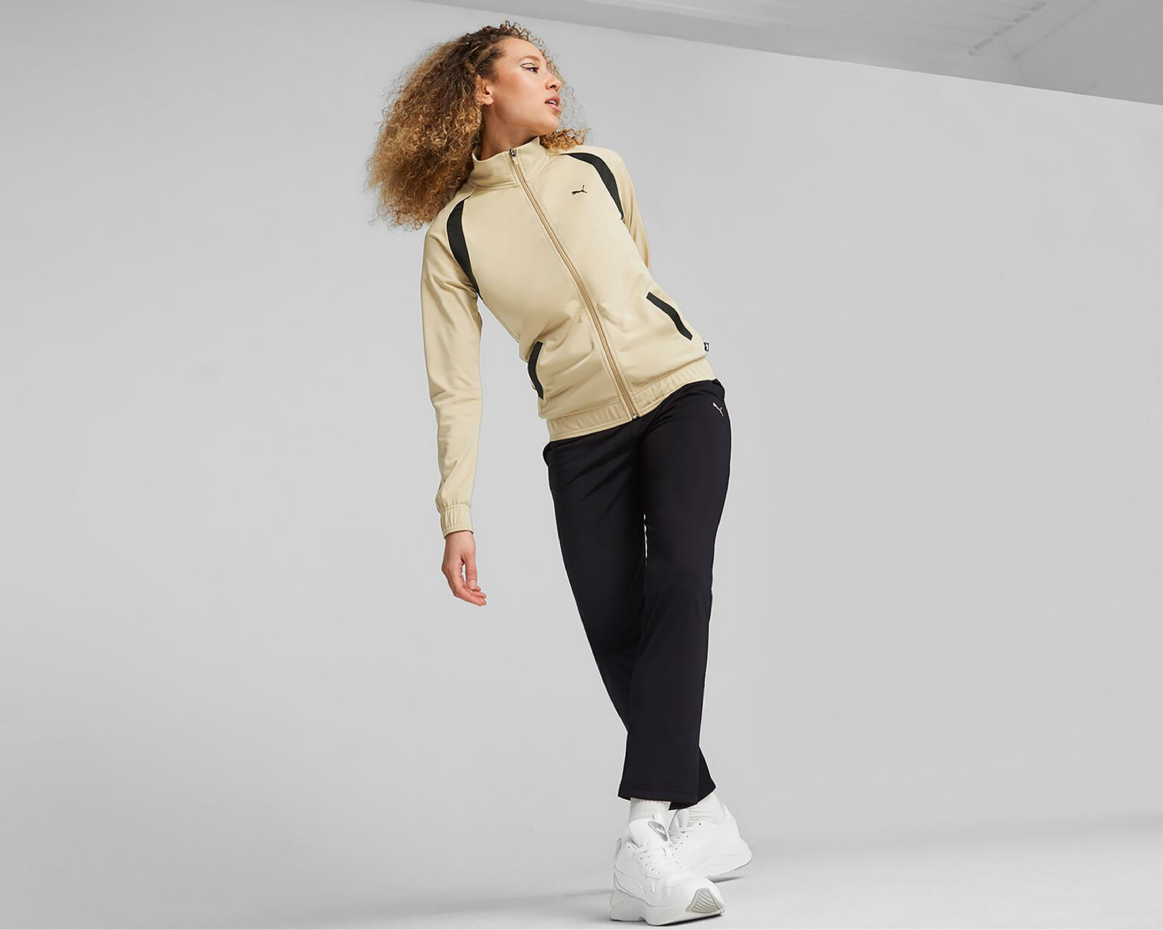 Pants y Sudadera de Entrenamiento Puma para Mujer