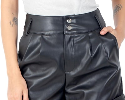 Foto 4 | Short Forever 21 tipo Cuero