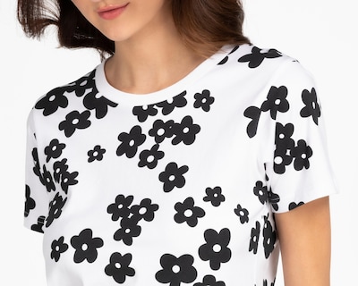 Foto 4 | Playera 18 Forever Manga Corta Estampado Floral
