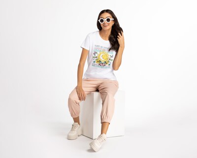 Foto 2 | Playera Refill Manga Corta Estampada