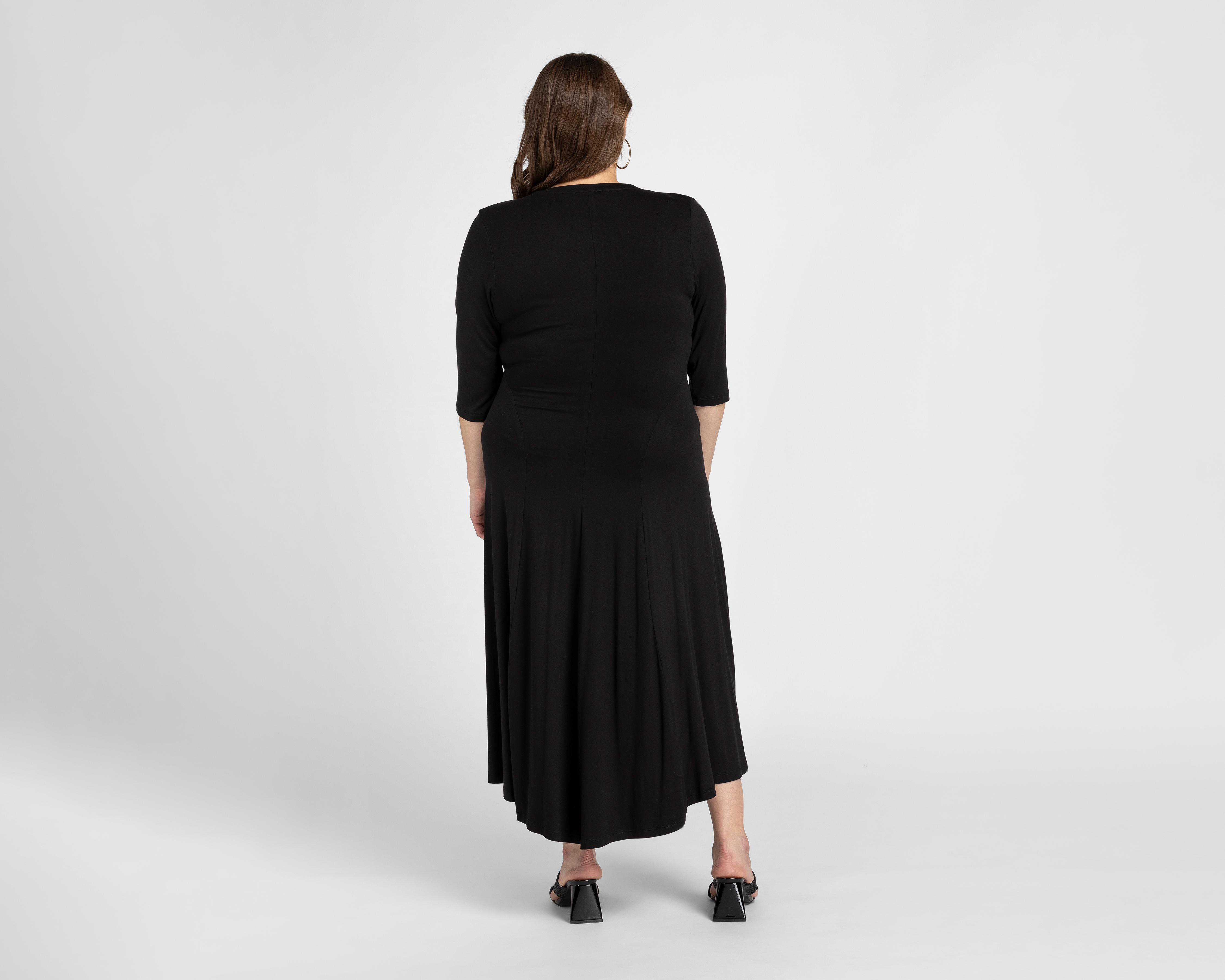 Foto 7 pulgar | Vestido Casual Sahara Negro con Cuello V