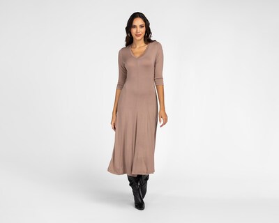 Foto 1 | Vestido Casual Sahara Café con Cuello V