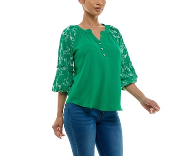 Foto 4 | Blusa Adrienne Vittadini con Botones y Corte Láser