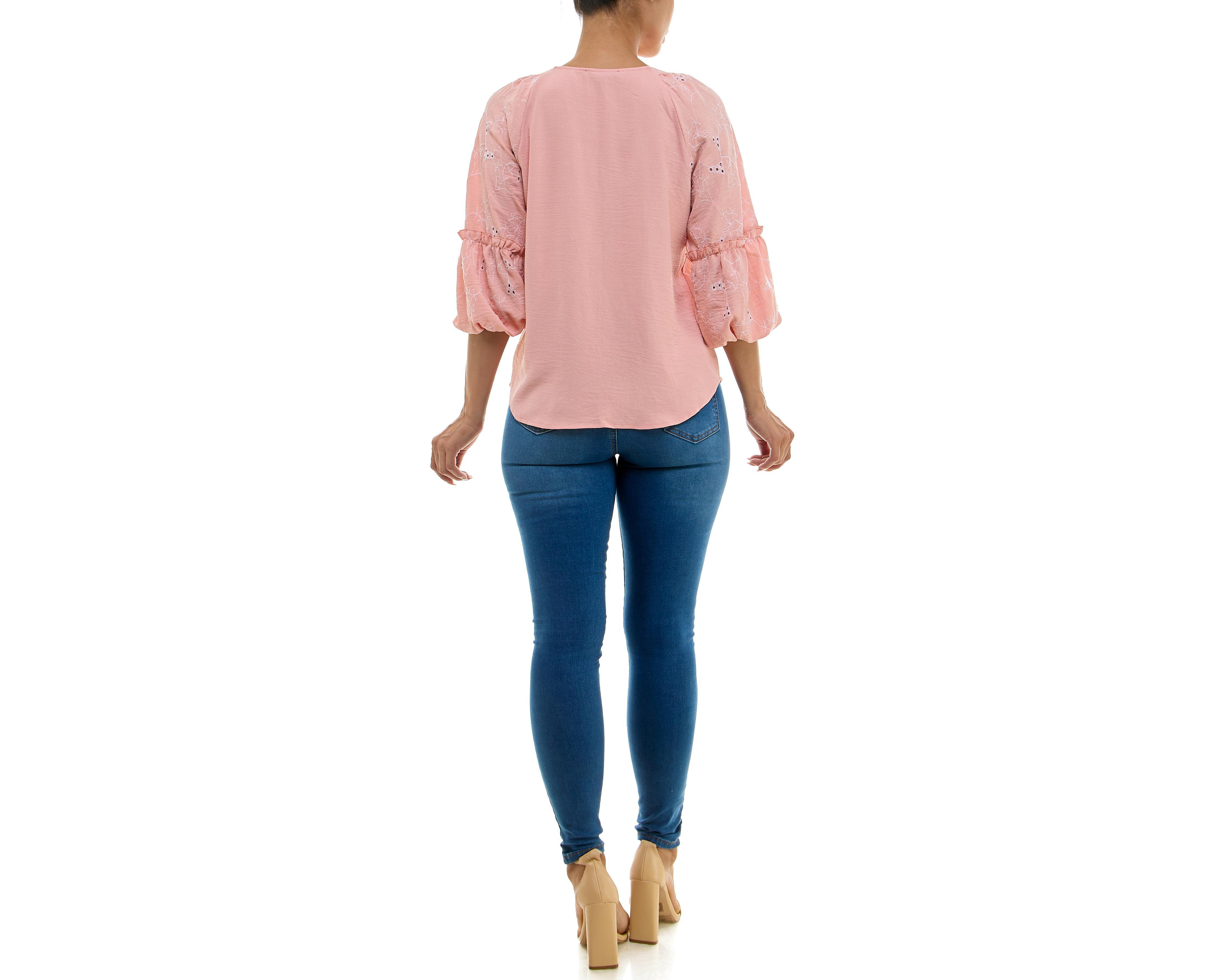Foto 3 pulgar | Blusa Adrienne Vittadini con Botones y Corte Láser