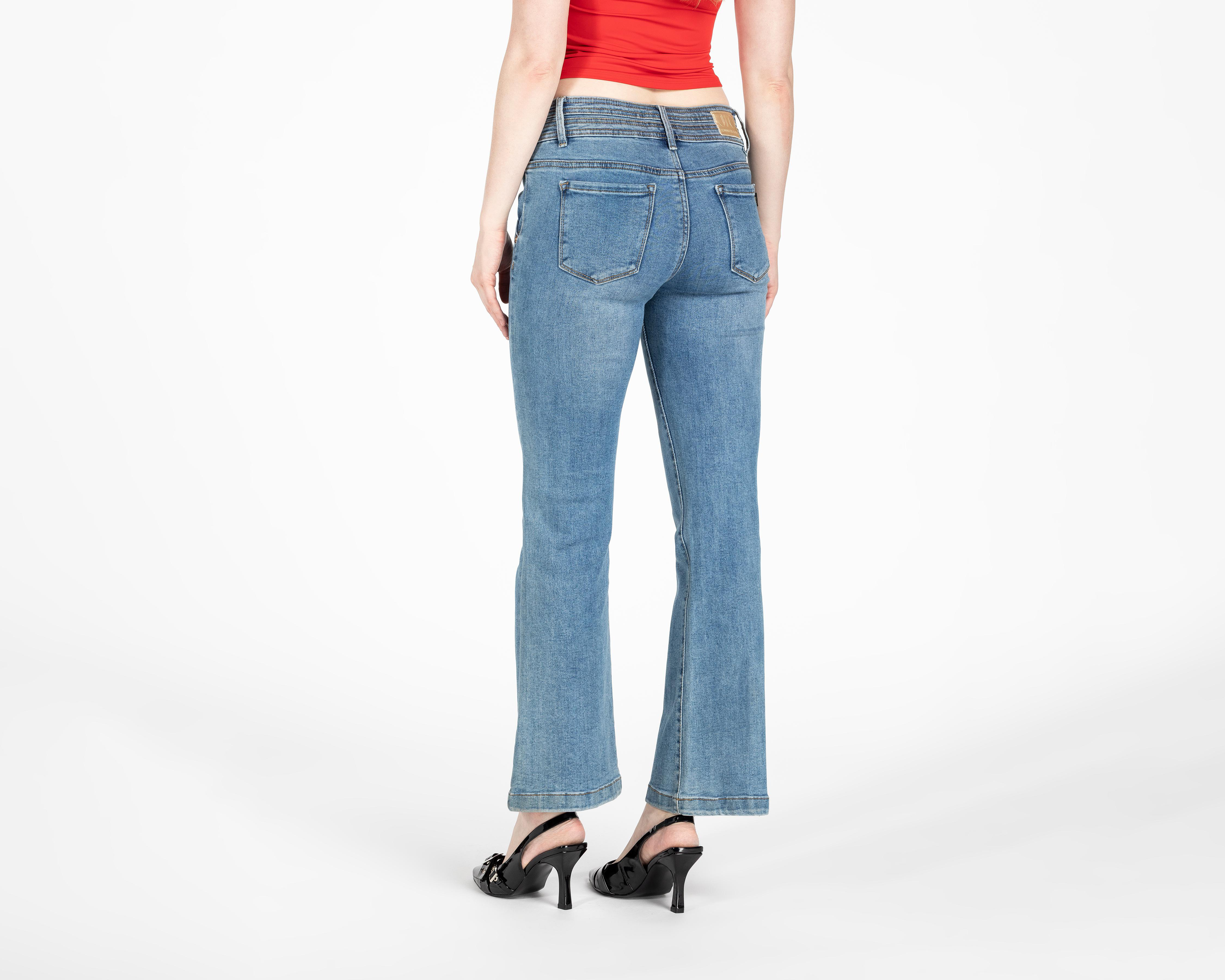 Foto 4 pulgar | Jeans Flare Jennifer Lopez para Mujer