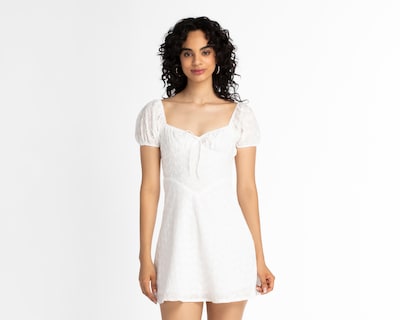 Foto 4 | Vestido Refill Casual Corto Blanco con Bordado