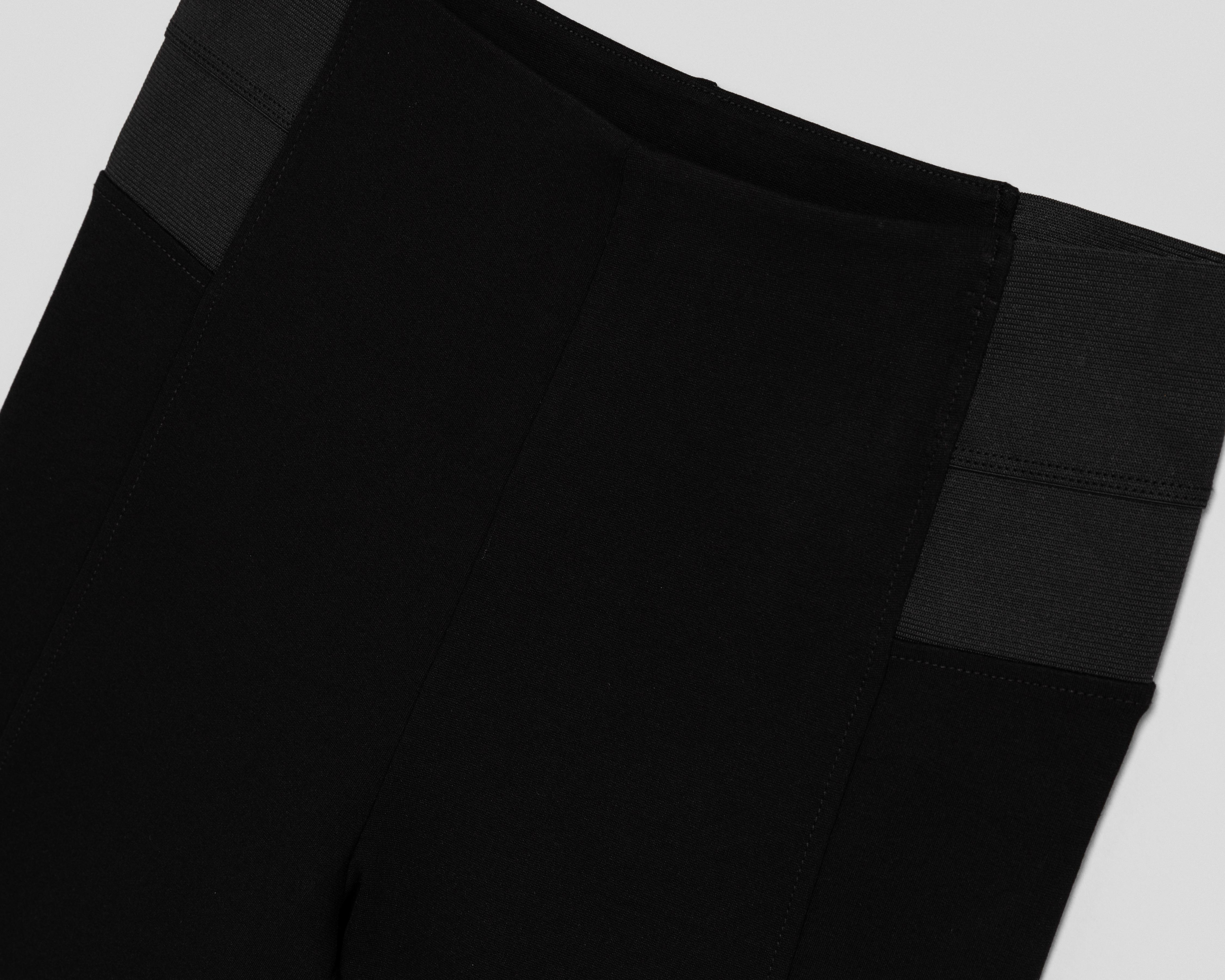 Foto 4 pulgar | Leggings Negros Sahara para Mujer