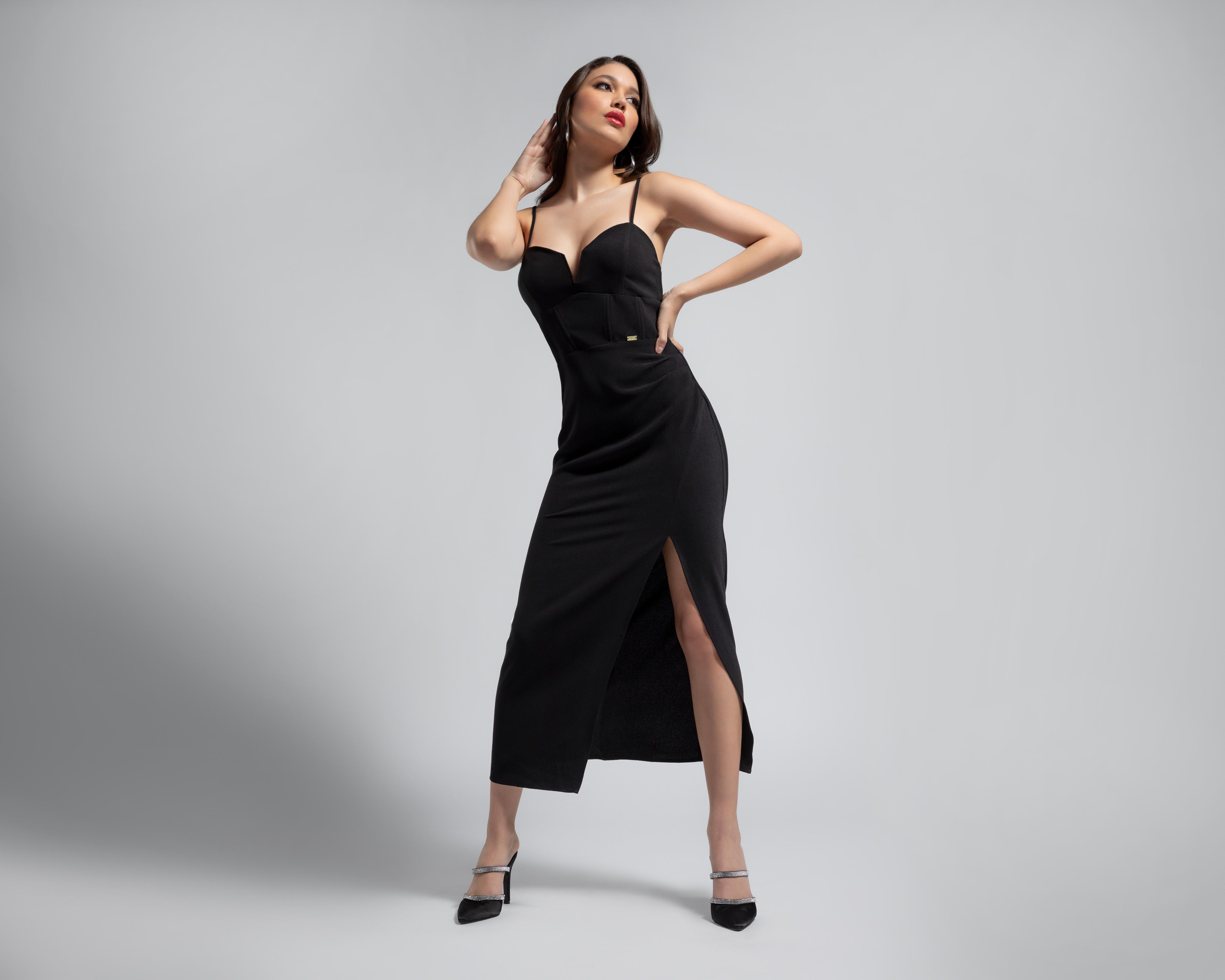 Foto 3 pulgar | Vestido Jennifer Lopez de Noche Midi con Abertura