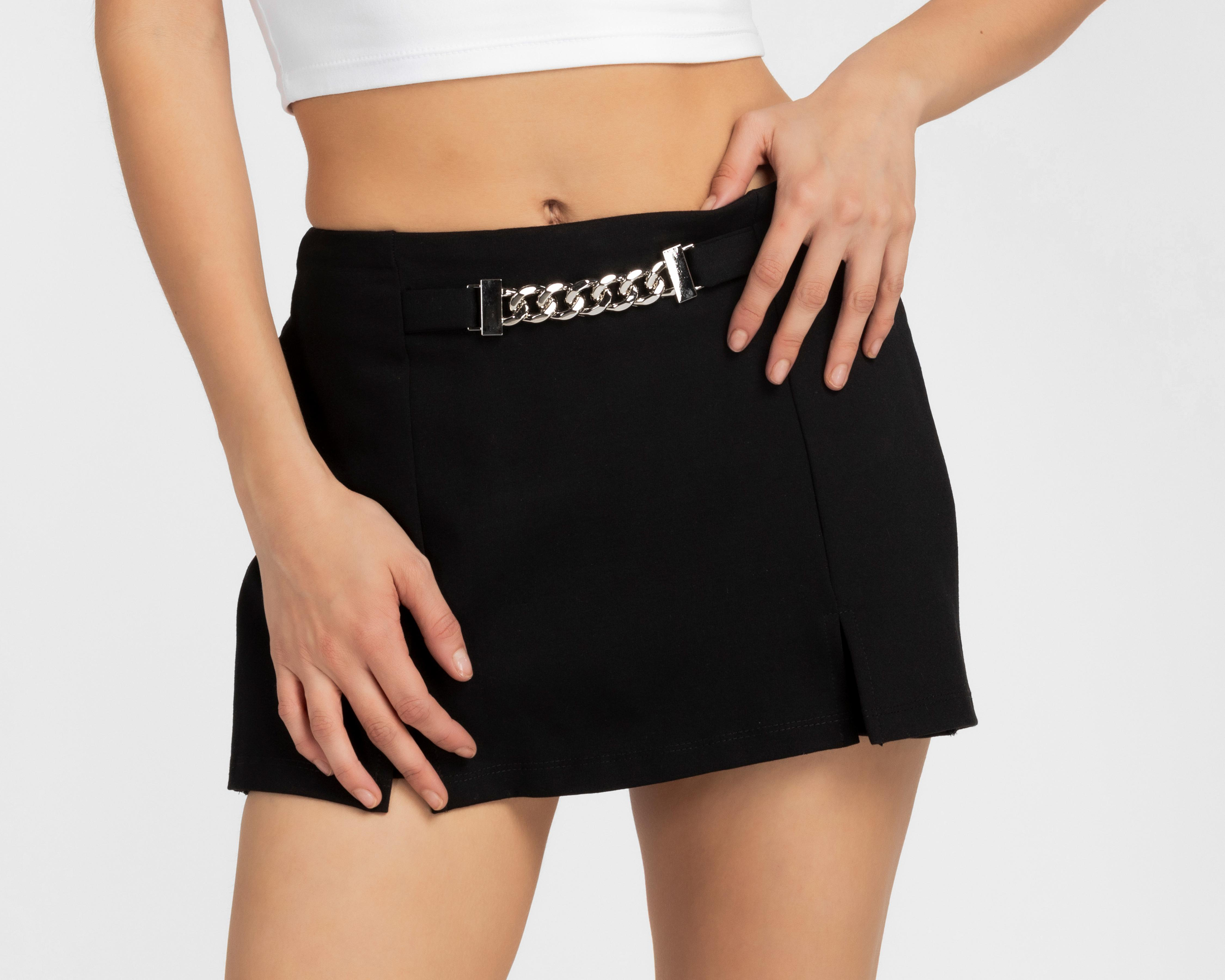Foto 5 pulgar | Short Falda Boy London Negro para Mujer