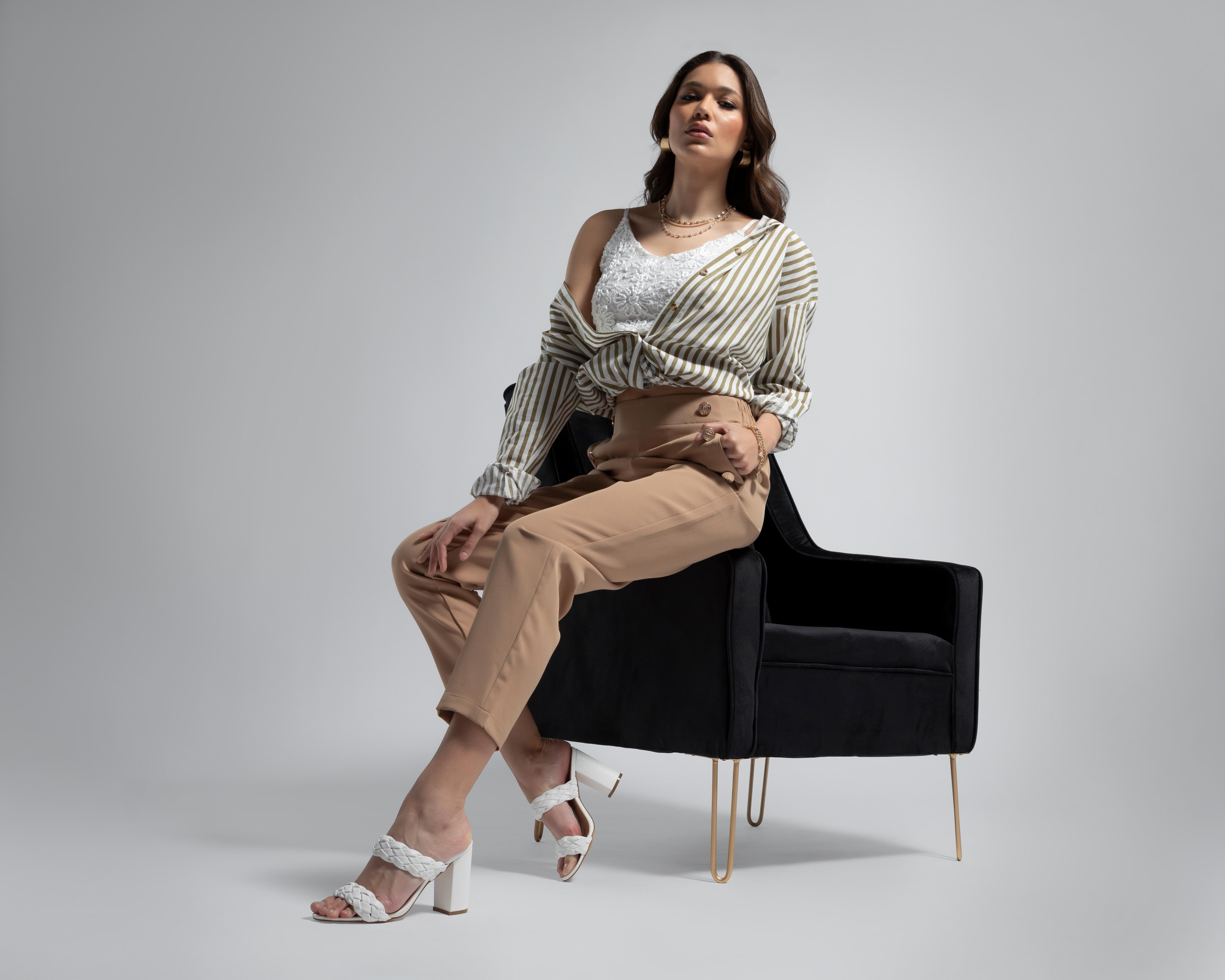 Pantalón de Vestir Jennifer Lopez con Botones $399