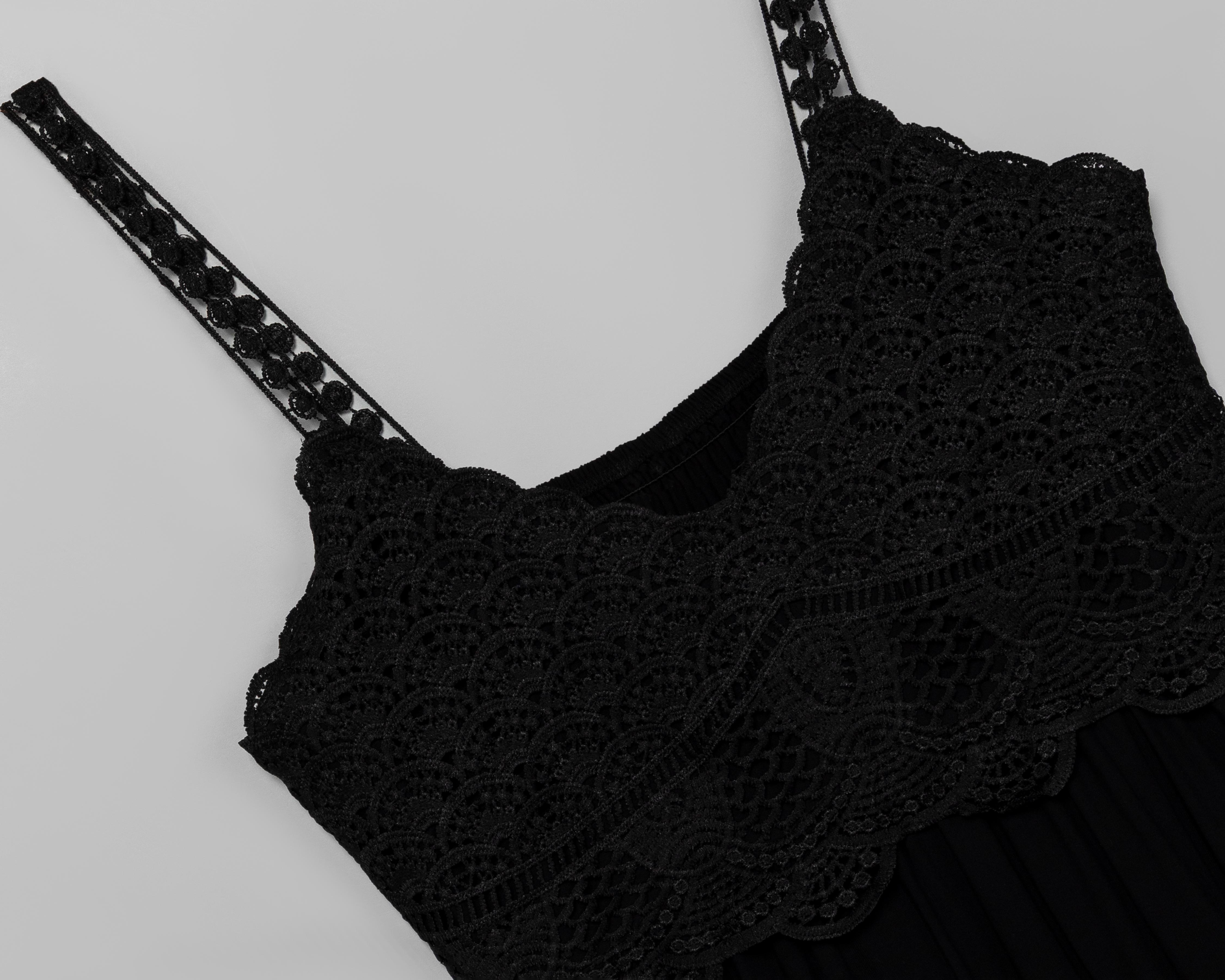 Foto 4 pulgar | Vestido de Playa Rio Beach Negro con Encaje para Mujer