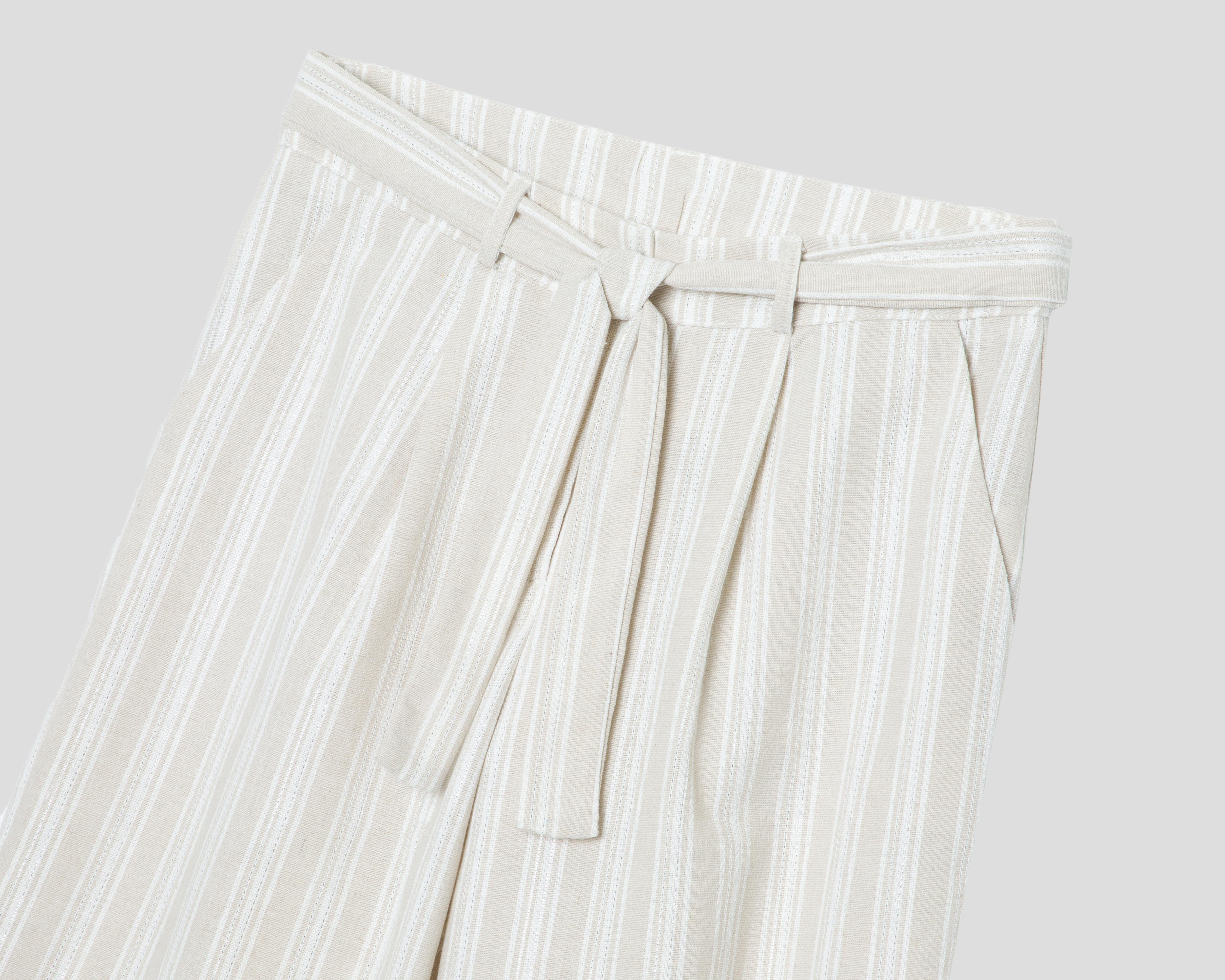 Foto 3 | Pantalón Capri Sahara con Cinturón para Mujer