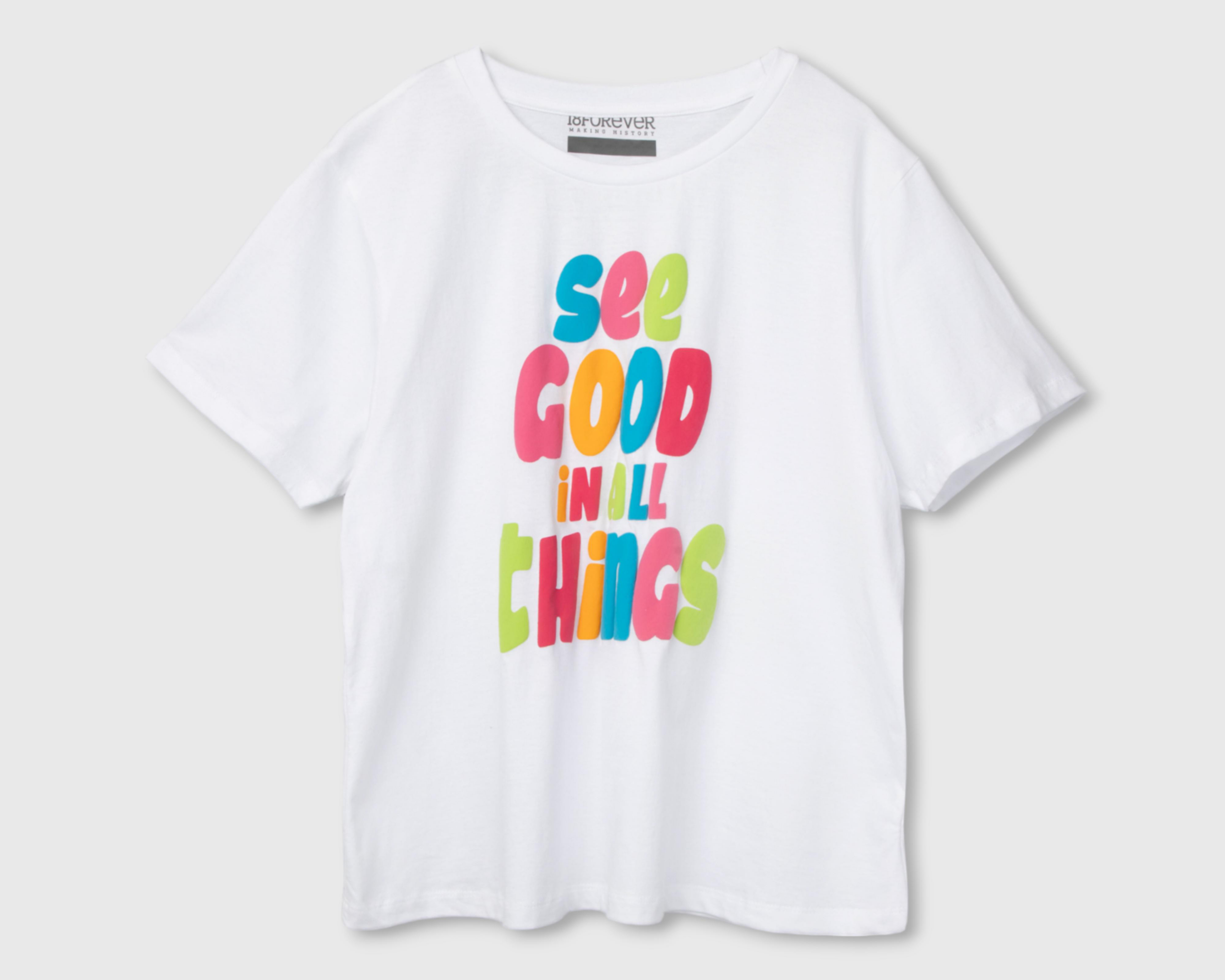 Playera 18 Forever Manga Corta con Estampado $149