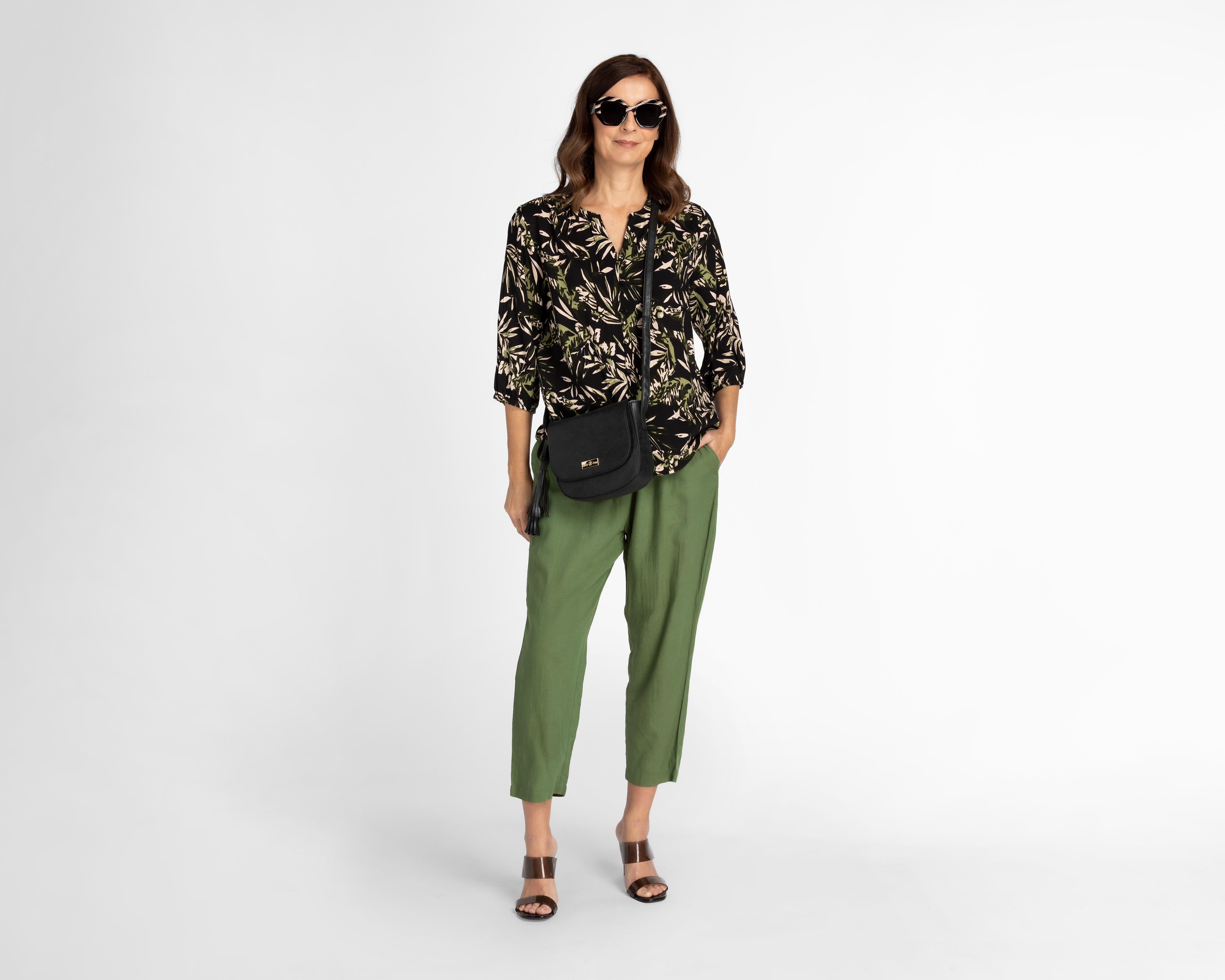Foto 2 | Blusa Sahara Estampada con Botones