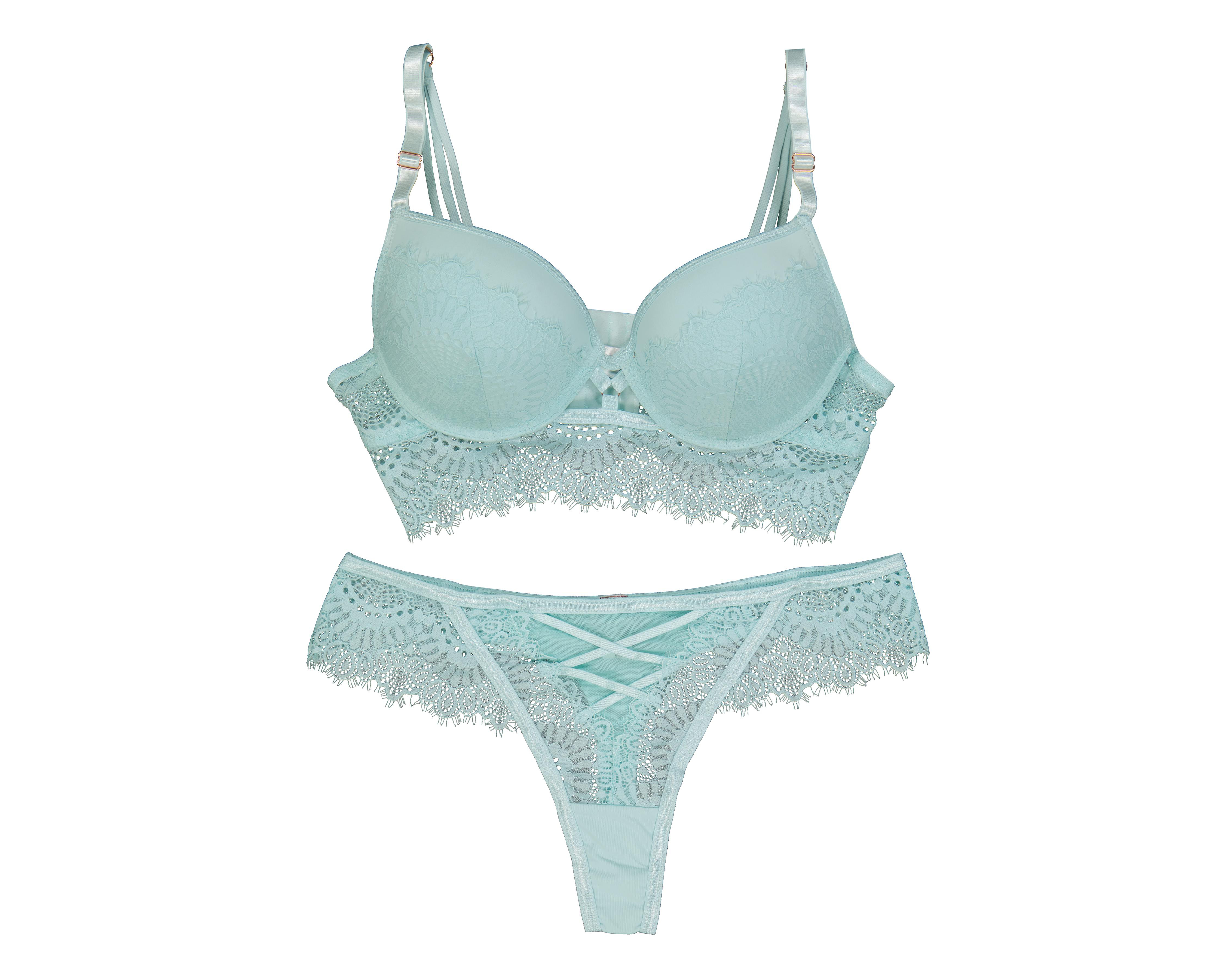 Coordinado de Encaje Copa Completa con Bikini Carnival