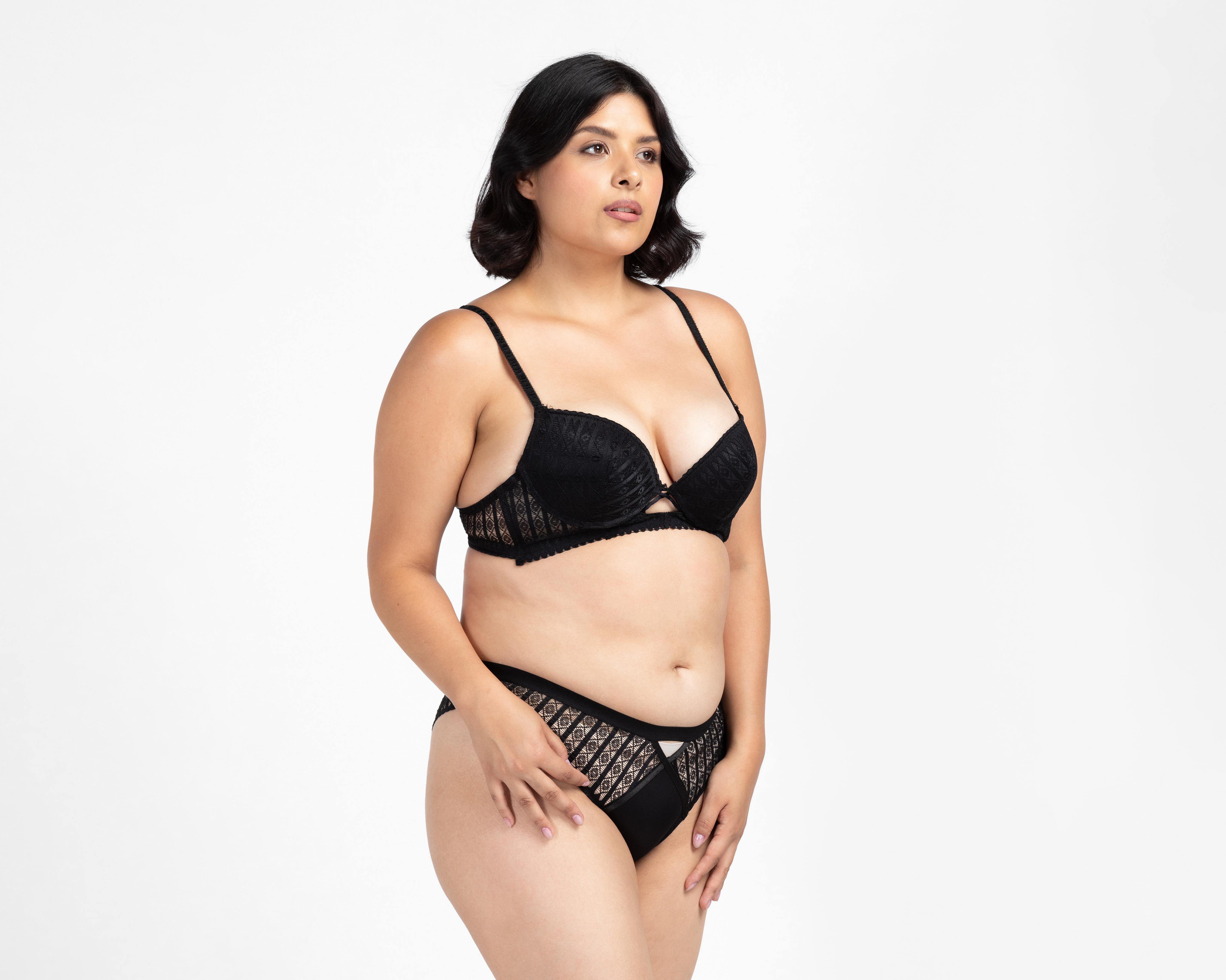 Coordinado de Encaje Copa Completa Negro Carnival $200
