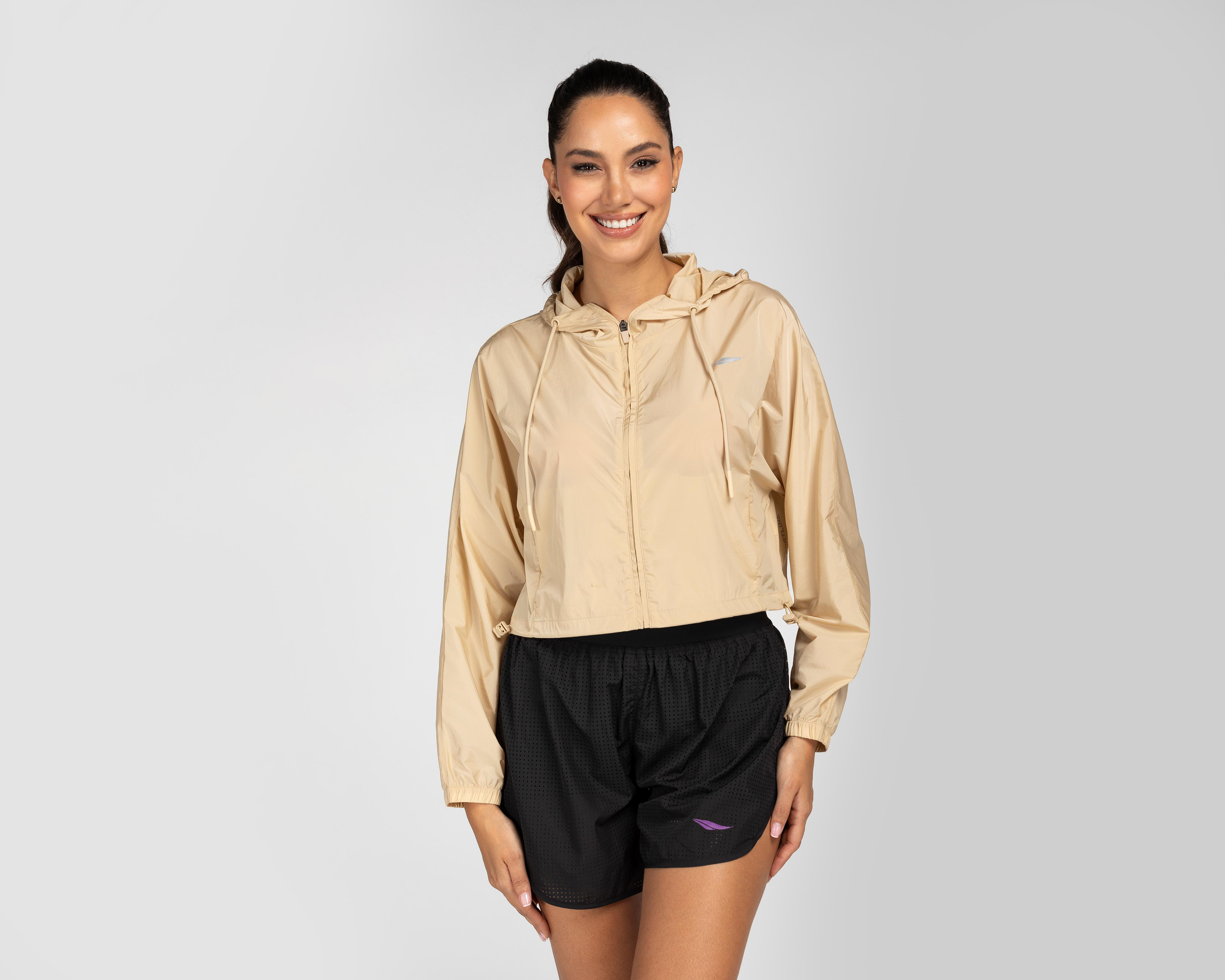 Chamarra Sportline Amarilla con Capucha $299