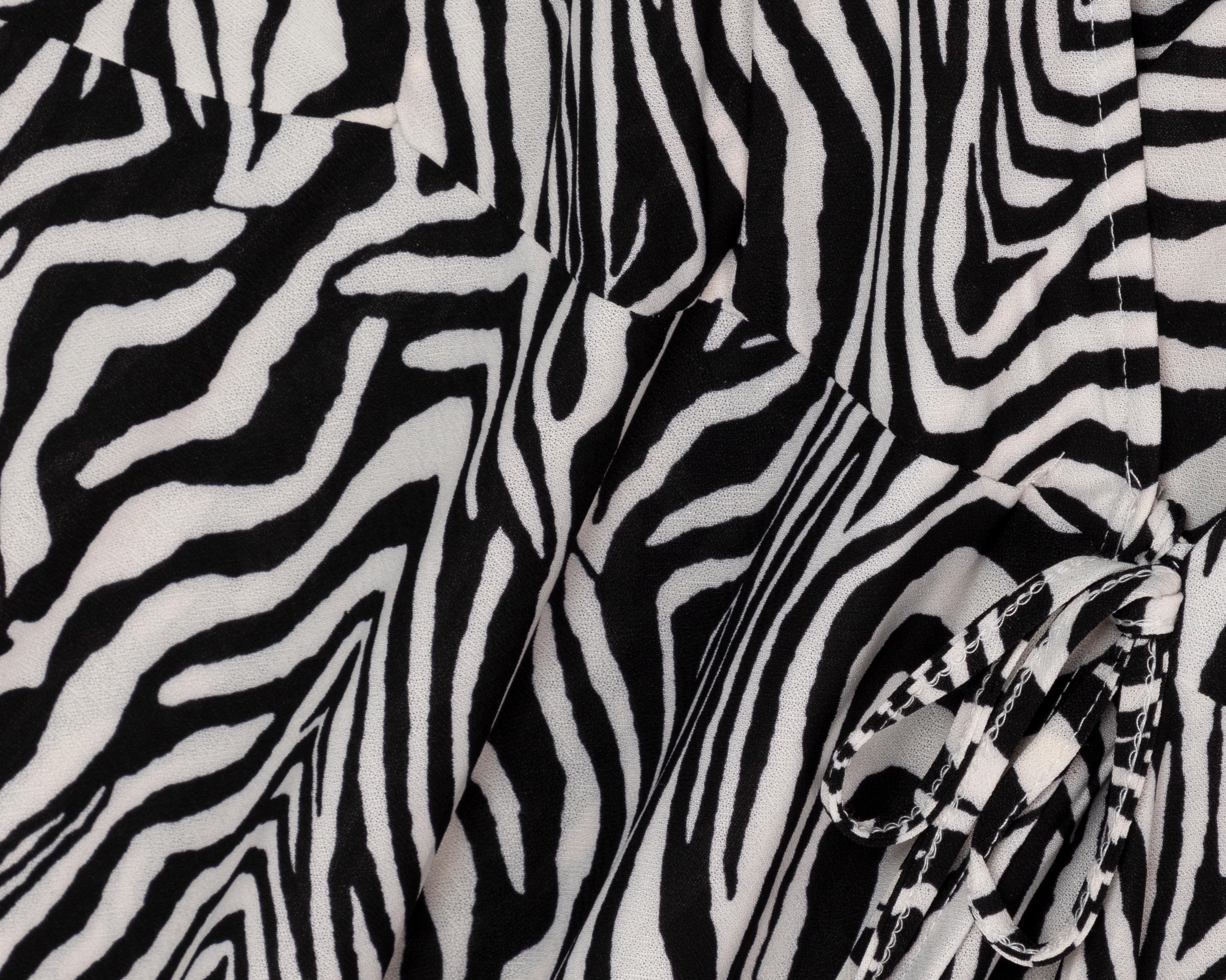 Foto 4 pulgar | Vestido Sahara Casual Animal Print Escote Cruzado
