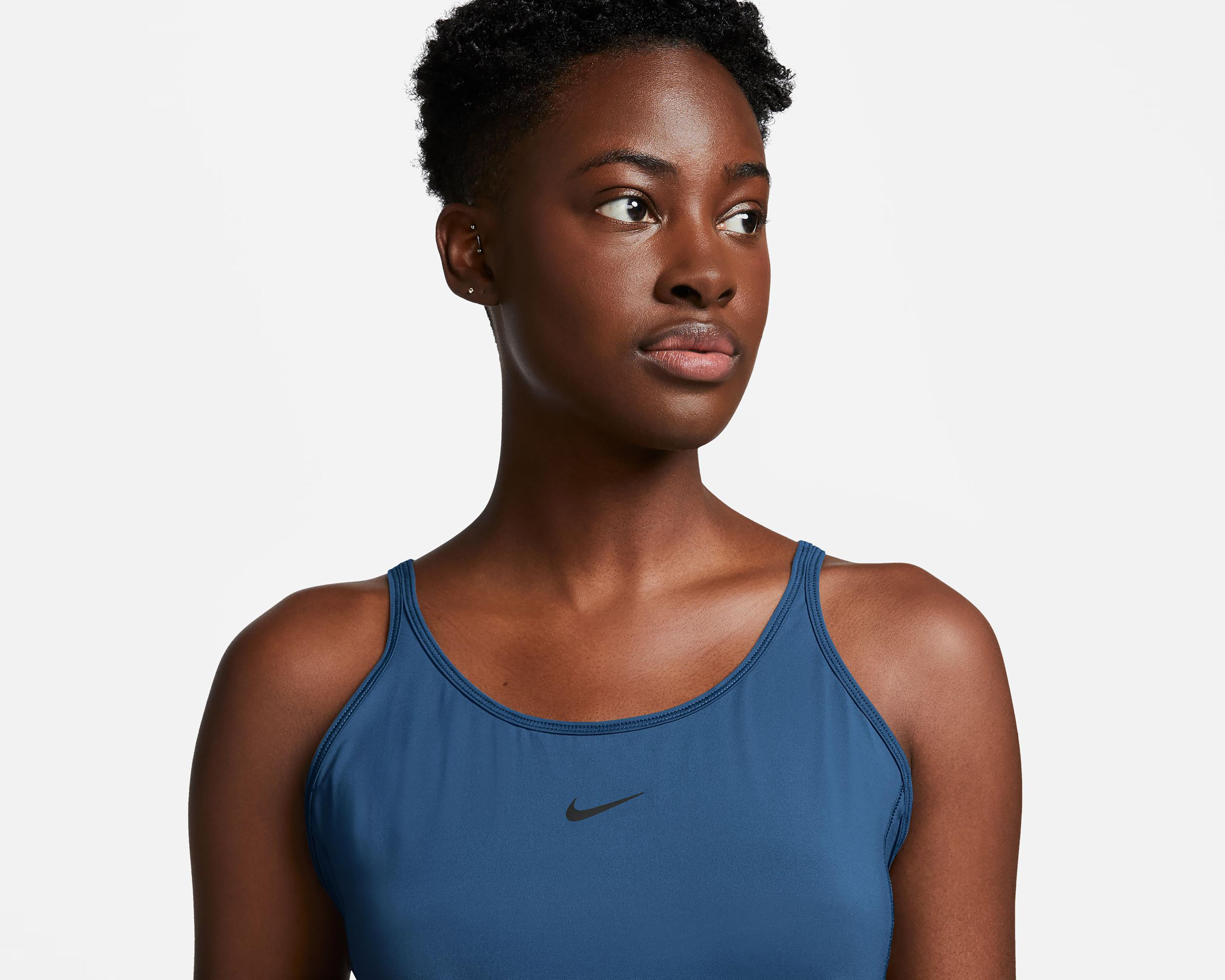 Foto 4 pulgar | Top de Entrenamiento Nike Dri-FIT para Mujer