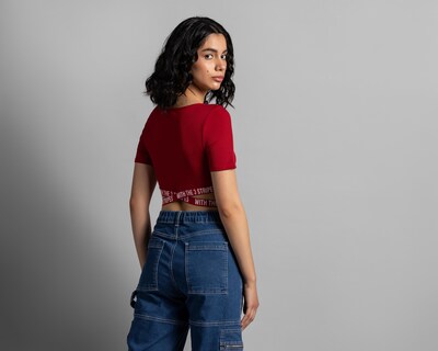 Foto 3 | Crop Top Thinner Manga Corta con Cruce en Ruedo