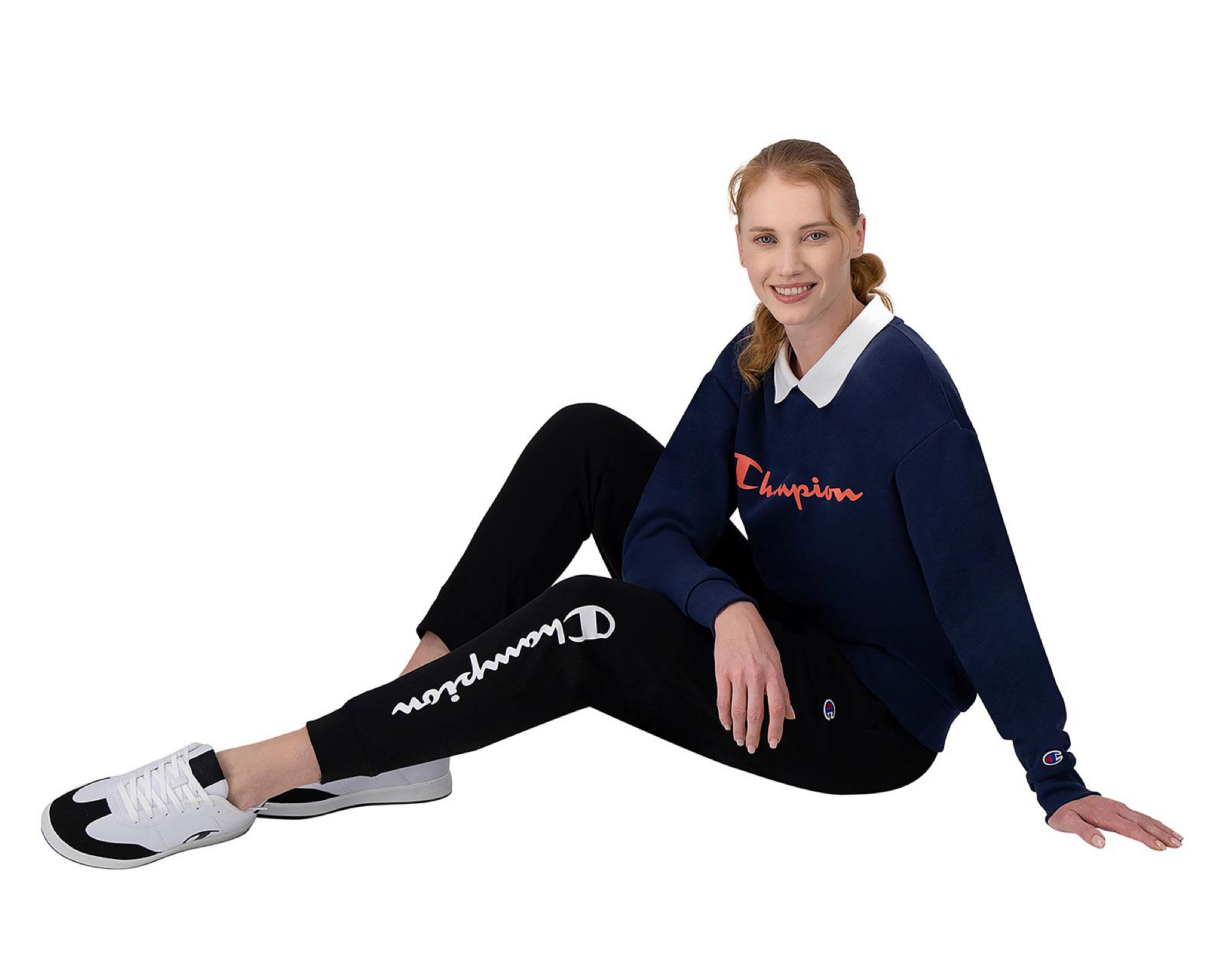 Foto 4 pulgar | Sudadera Deportiva Champion Crew Neck para Mujer