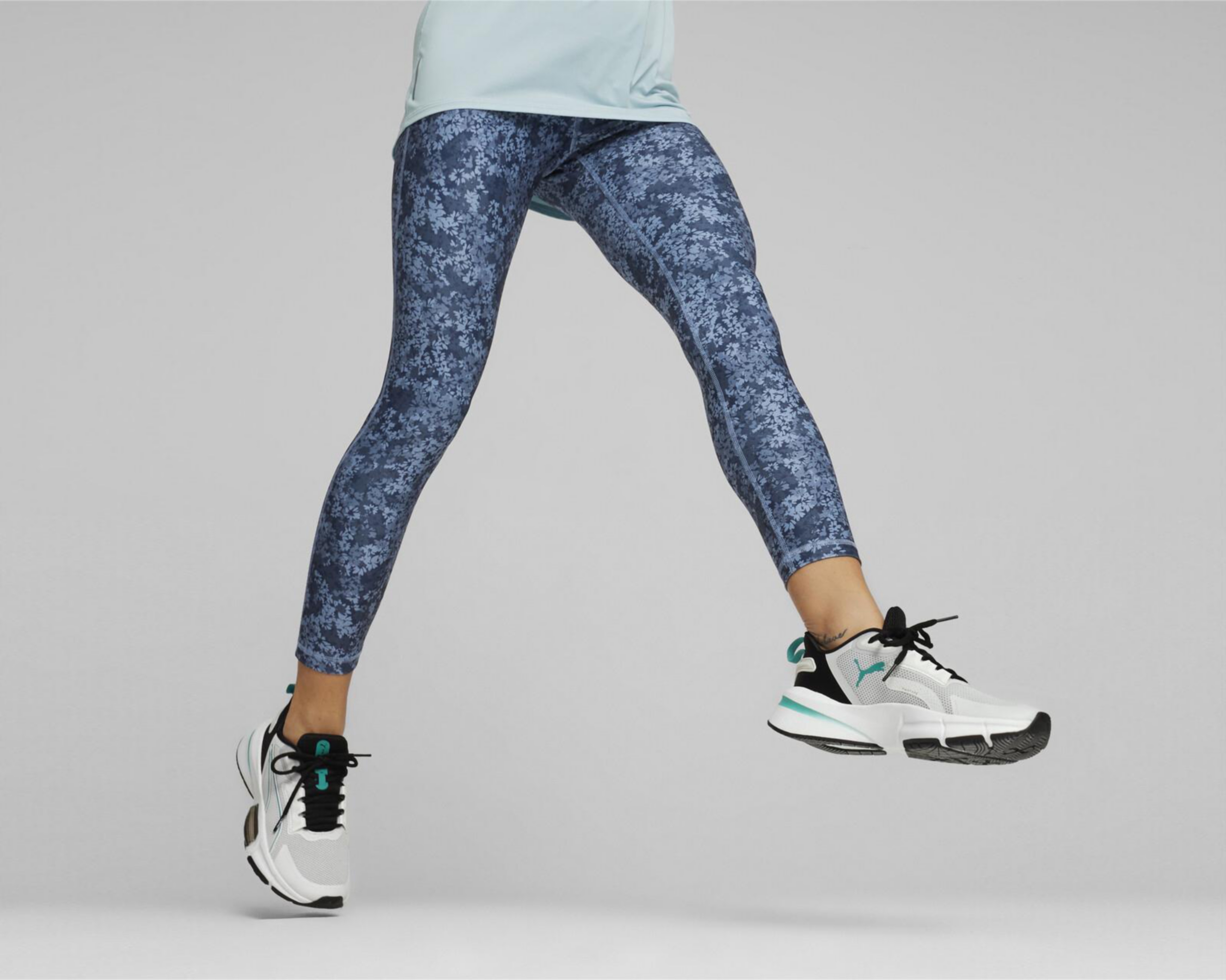 Foto 4 pulgar | Leggings de Entrenamiento Puma para Mujer