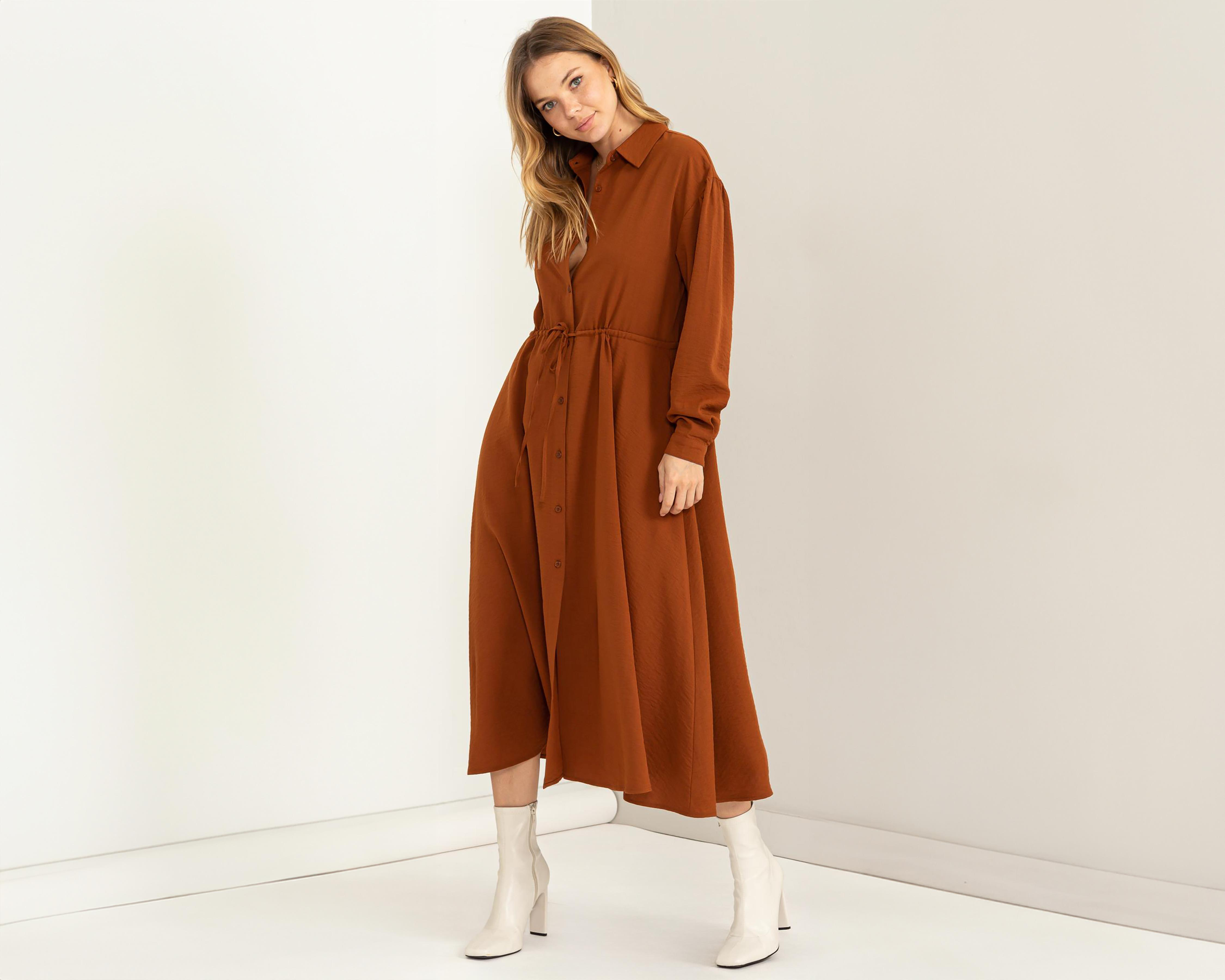 Vestido Casual Sahara Café Manga Larga con Botones $349