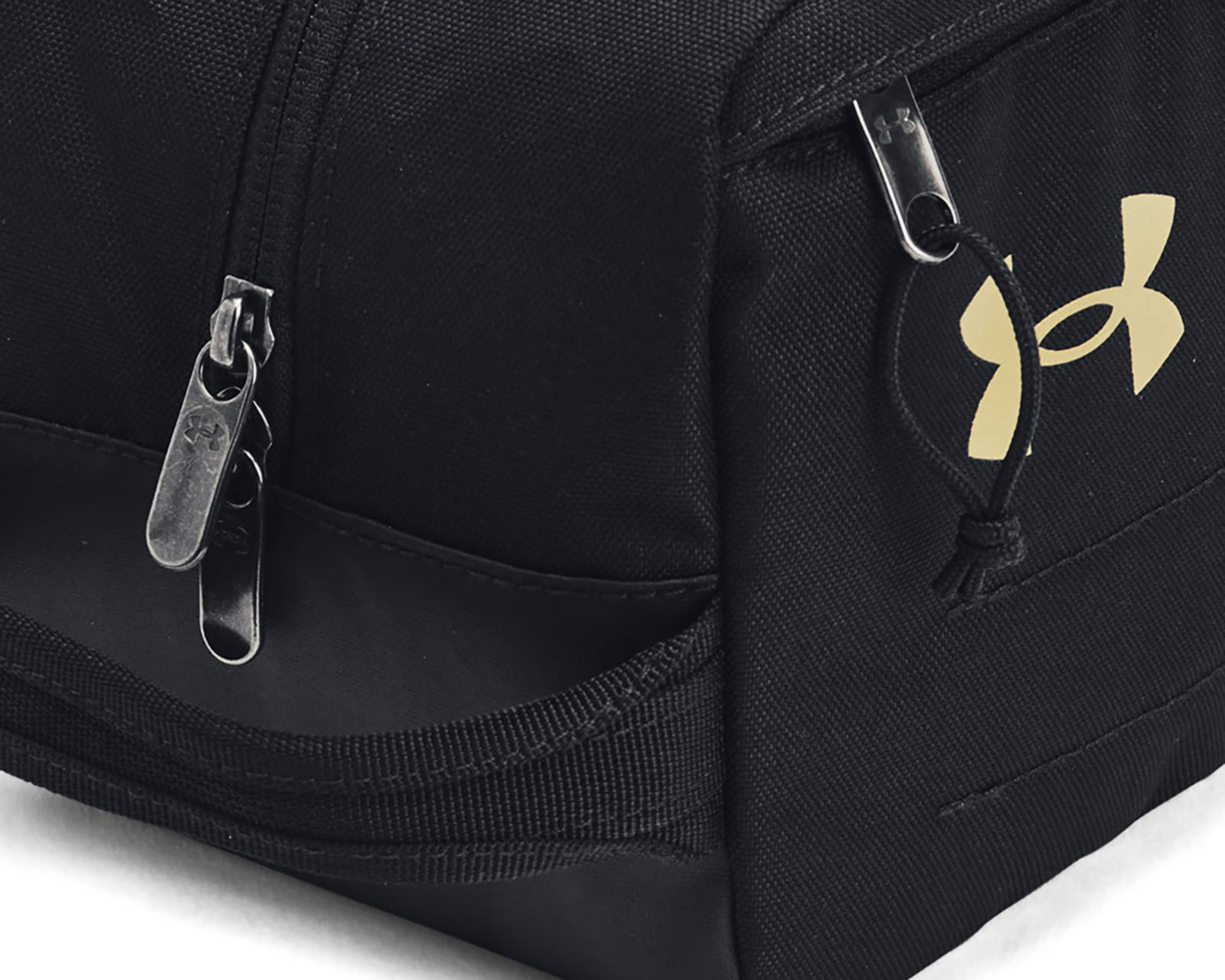 Foto 4 pulgar | Bolsa de Viaje Under Armour Contain Negra