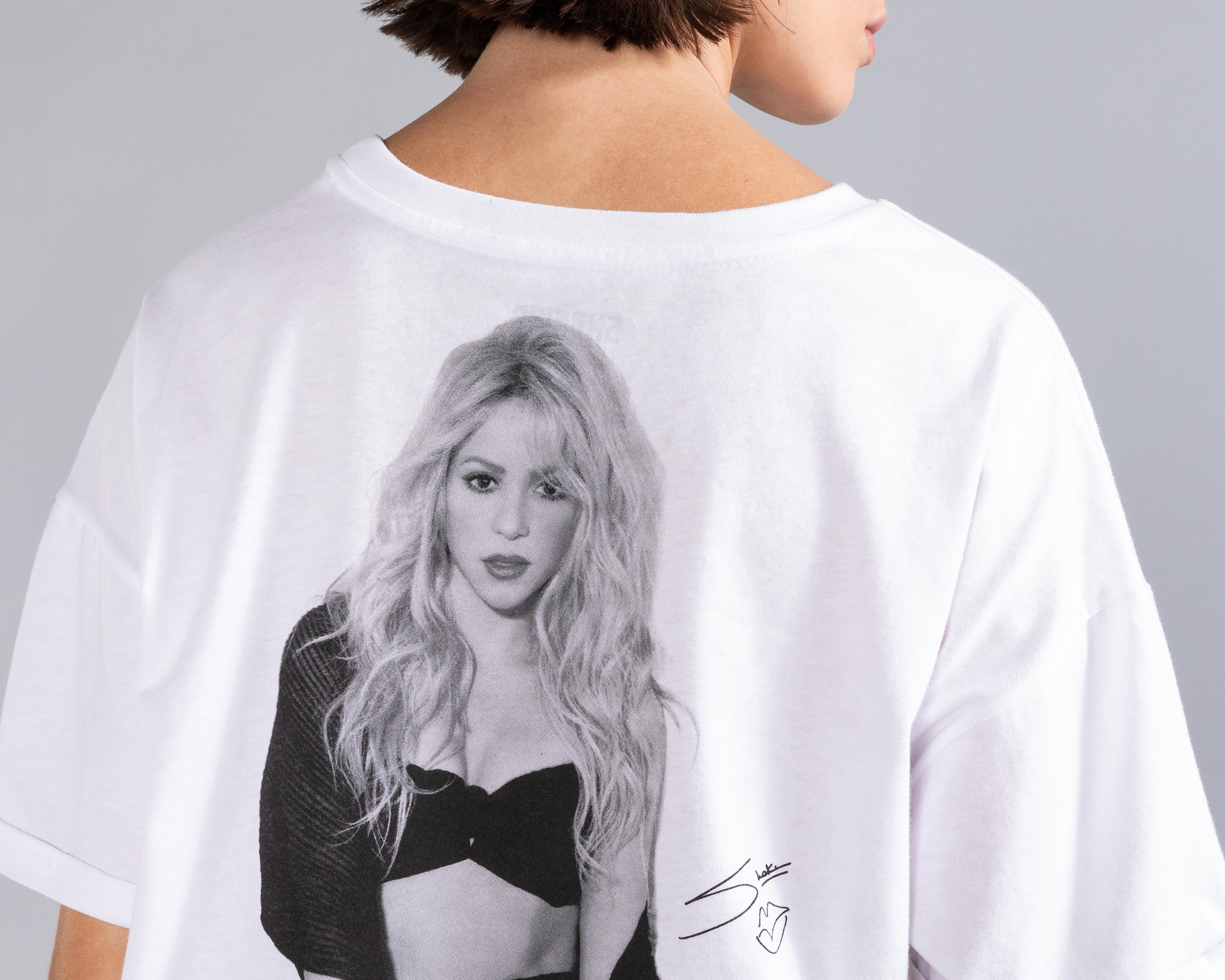 Foto 6 pulgar | Playera Shakira Estampada para Mujer