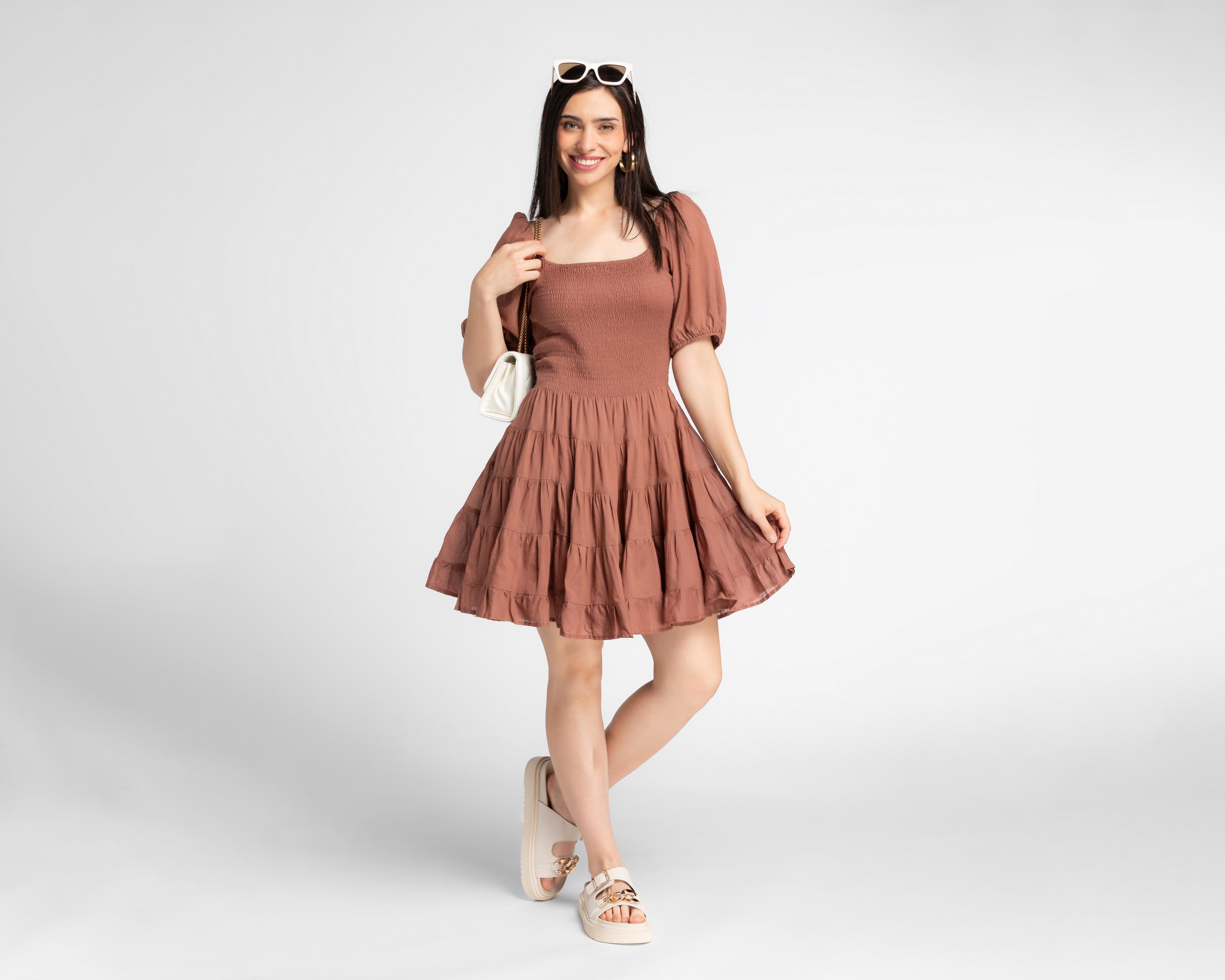 Foto 2 | Vestido HYFVE Casual Café Zurcido