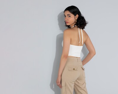 Foto 3 | Blusa Thinner con Pedrería y Abertura en Escote