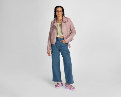 Foto 2 | Chamarra Pink Cotton Rosa tipo Vinipiel