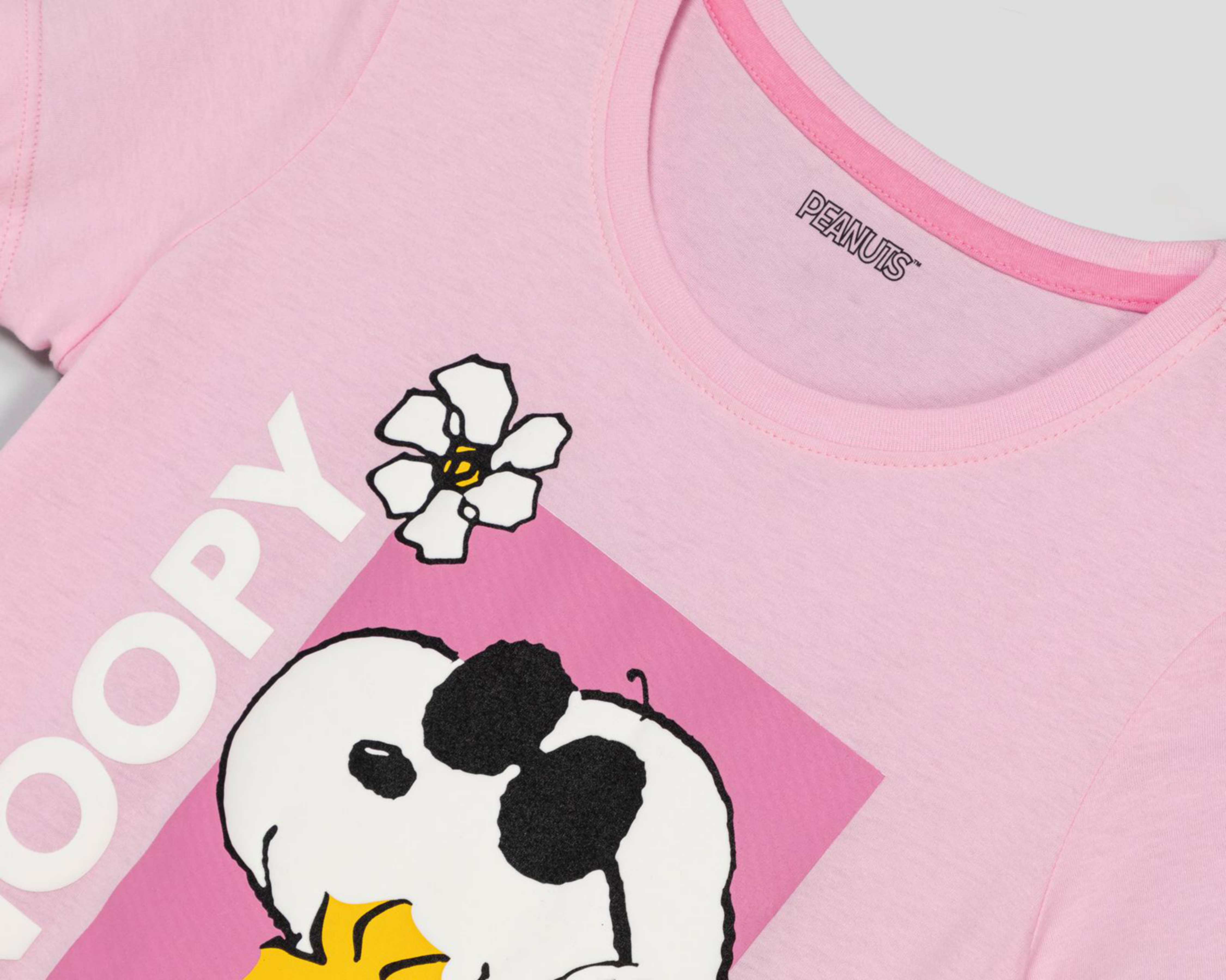 Foto 4 pulgar | Playera Peanuts Manga Corta Juvenil