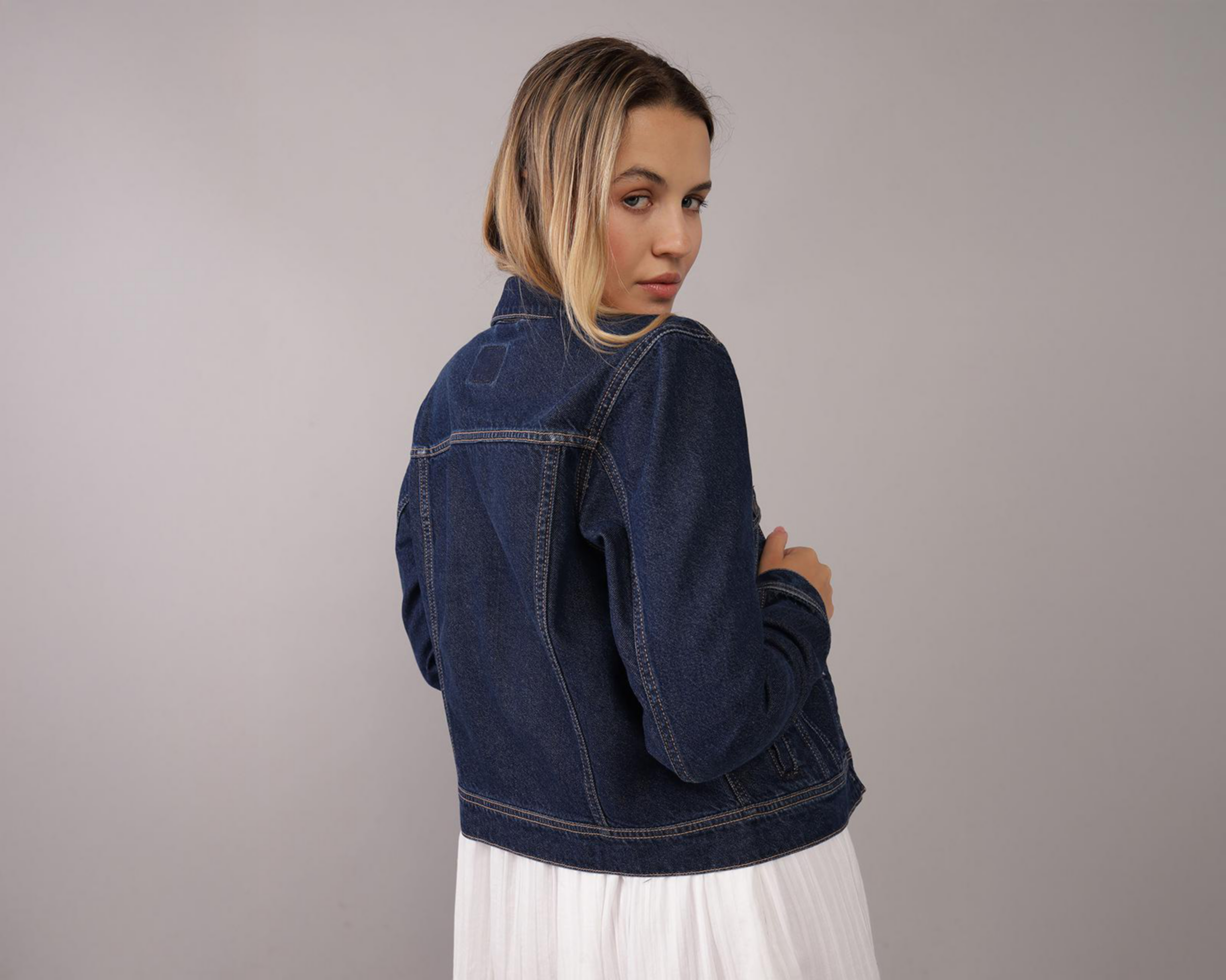 Foto 2 | Chamarra de Mezclilla Azul American Eagle para Mujer
