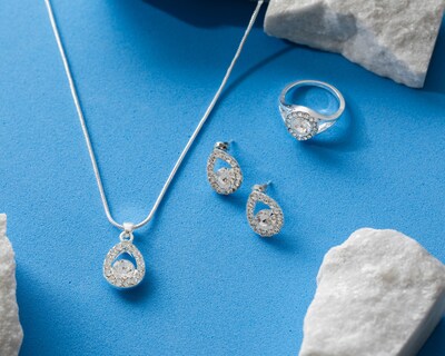 Foto 6 | Aretes y Collar Sahara Metálicos