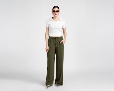 Foto 2 | Playera Polo Sahara Manga Corta Blanca para Mujer